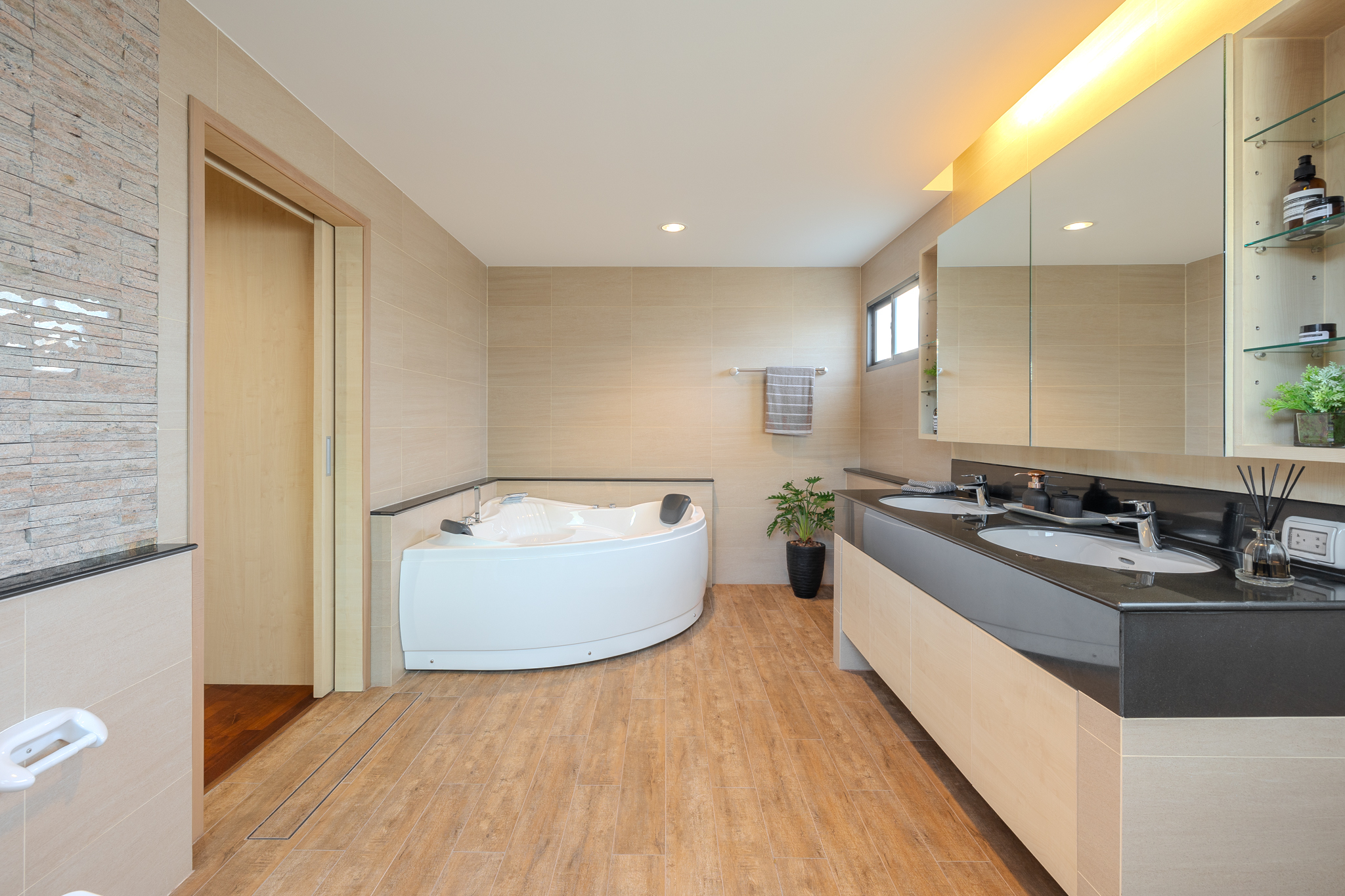 3 Bedrooms 4 Bathroom in Huay yai for rent photo 23