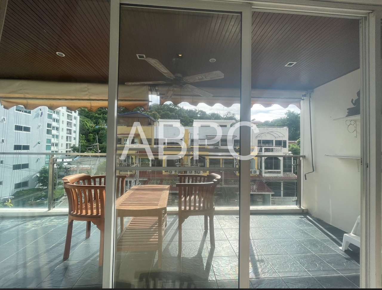 Pattaya Heights 1 Bed in Pratumnak For Rent or Sale photo 5