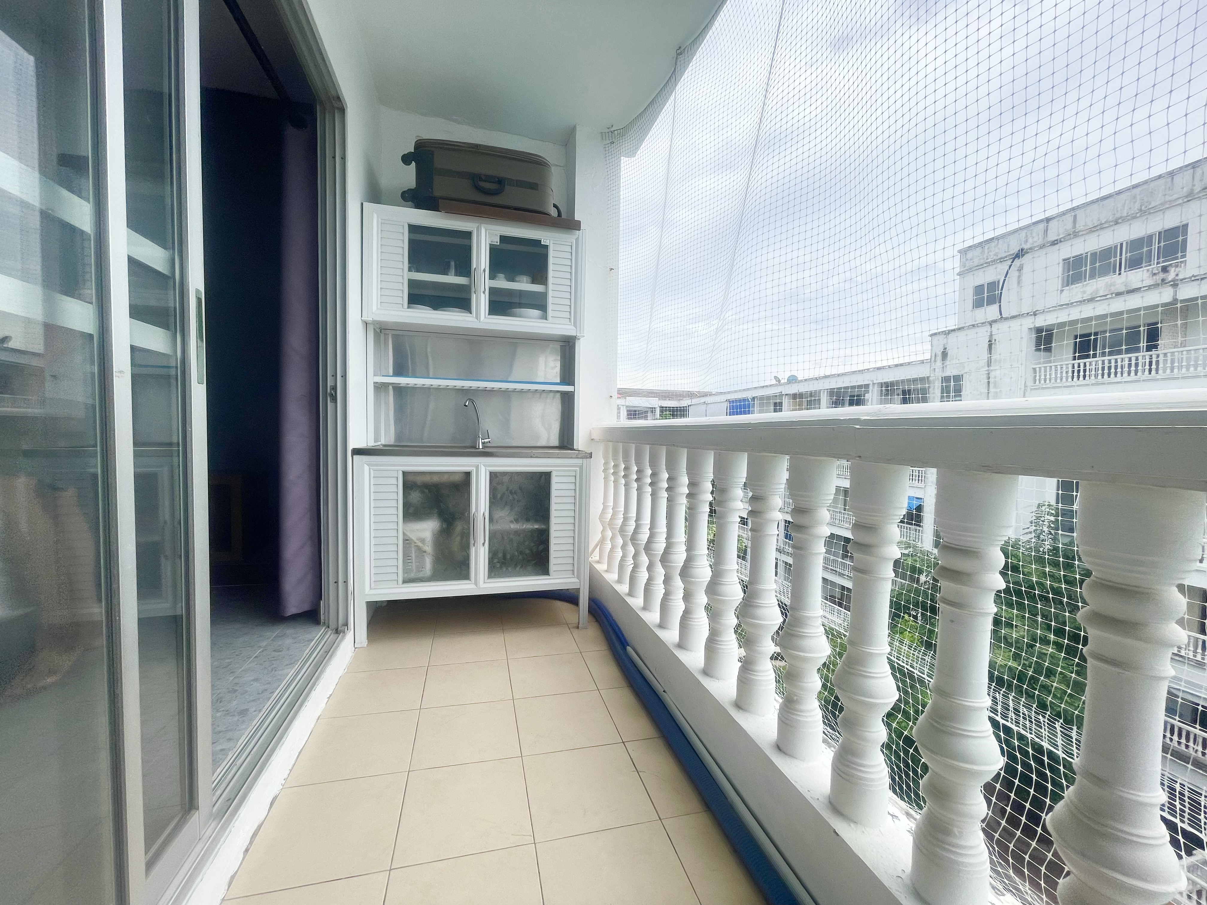 Large 1 Bed 1 Bath Condo In Jomtien photo 21