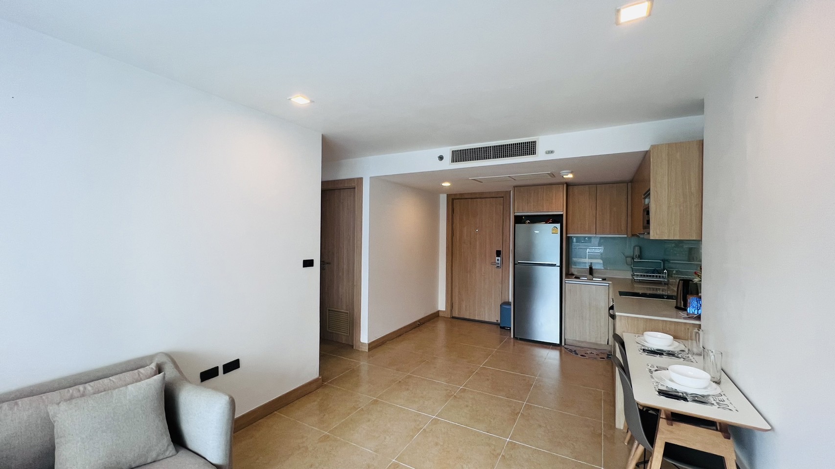 JUST IN 1 Bedroom Condo in The Cliff photo 16