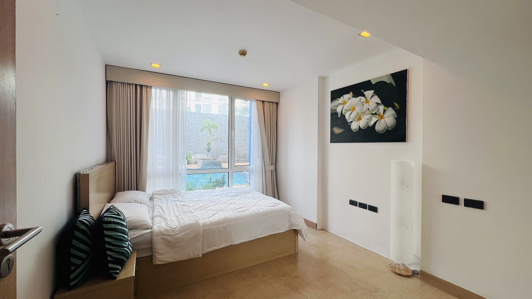 JUST IN 1 Bedroom Condo in The Cliff photo 20