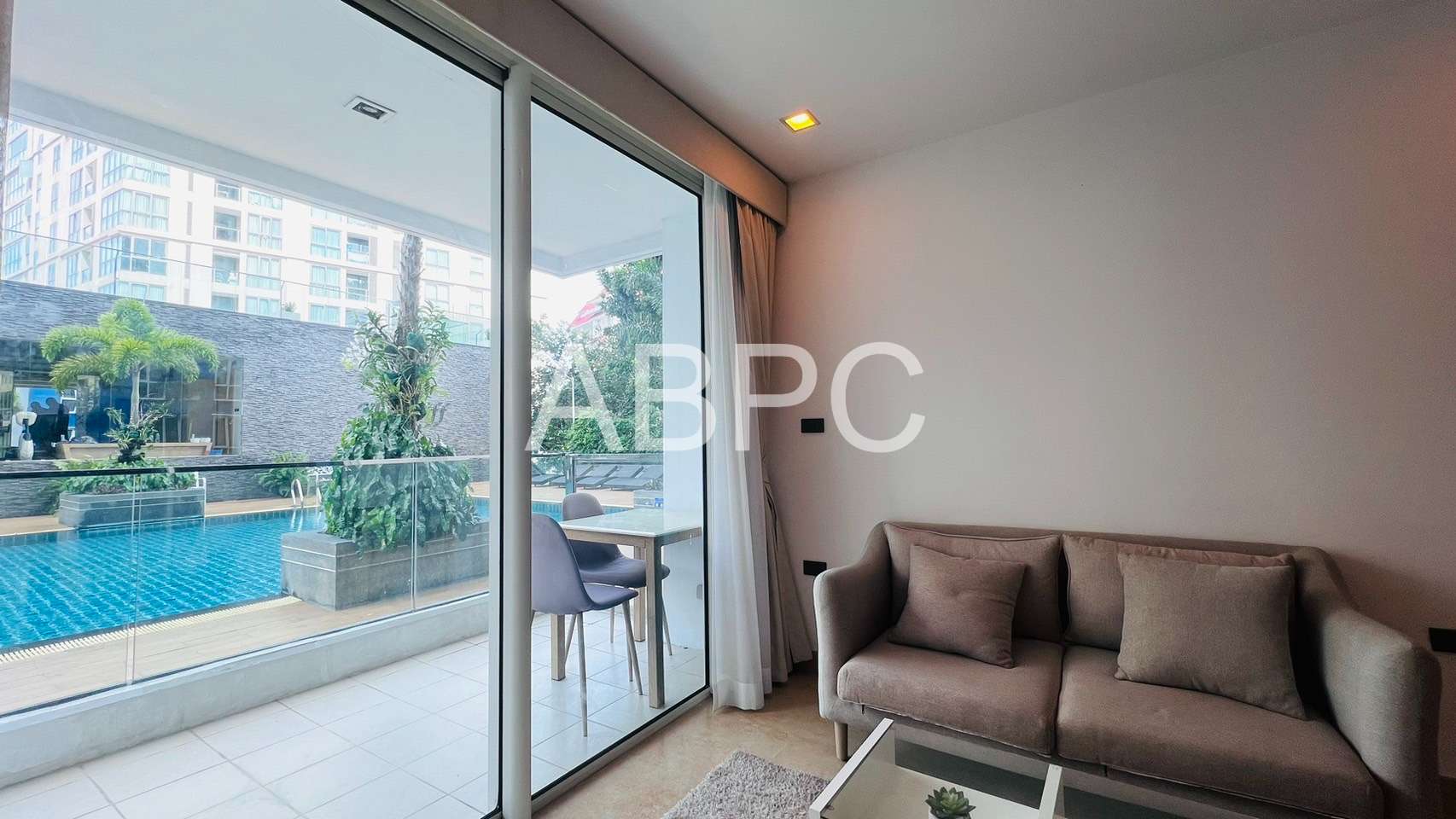 JUST IN 1 Bedroom Condo in The Cliff photo 3