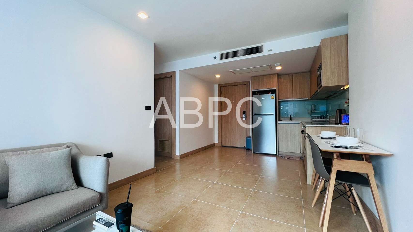 JUST IN 1 Bedroom Condo in The Cliff photo 7