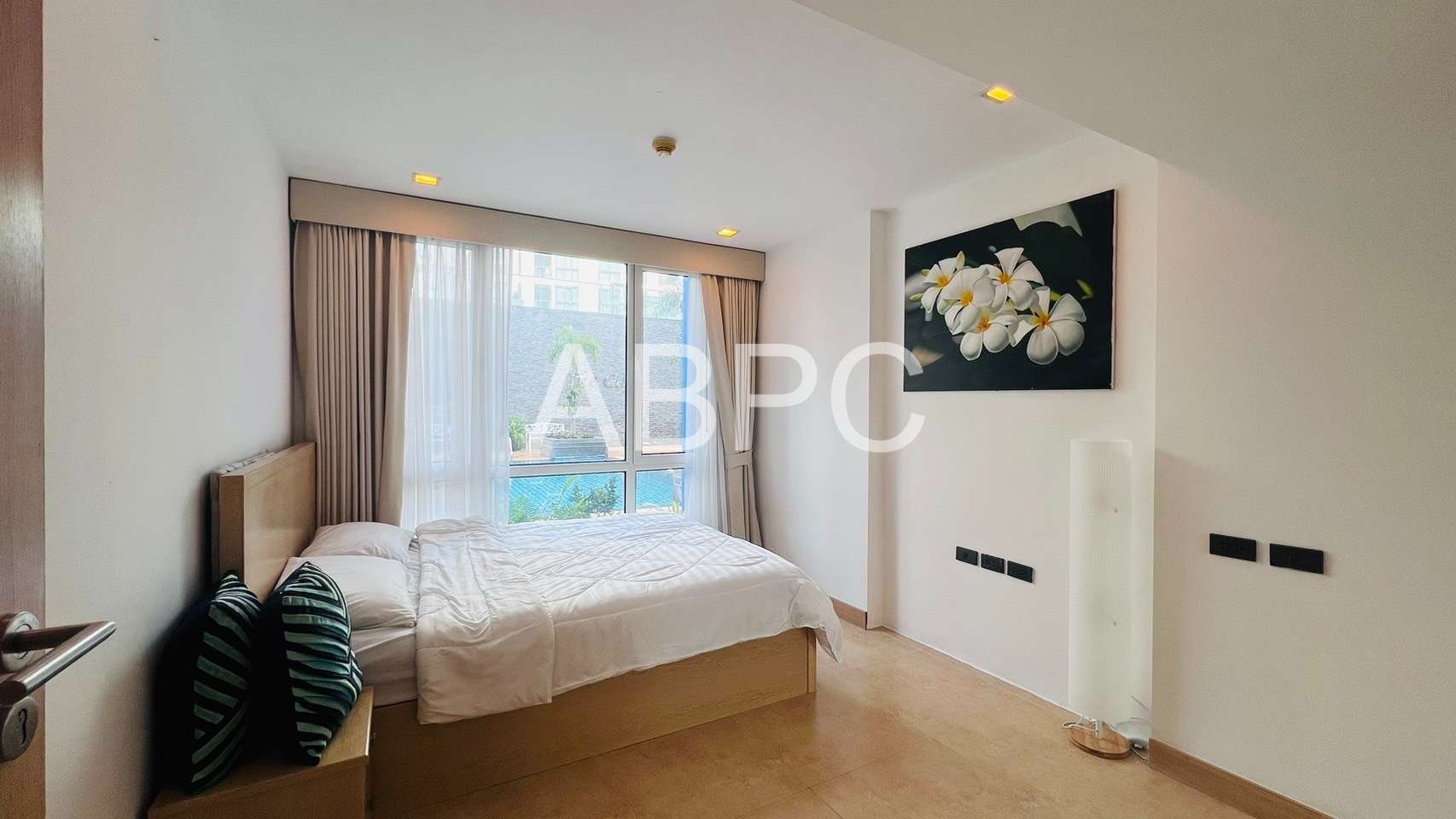 JUST IN 1 Bedroom Condo in The Cliff photo 8