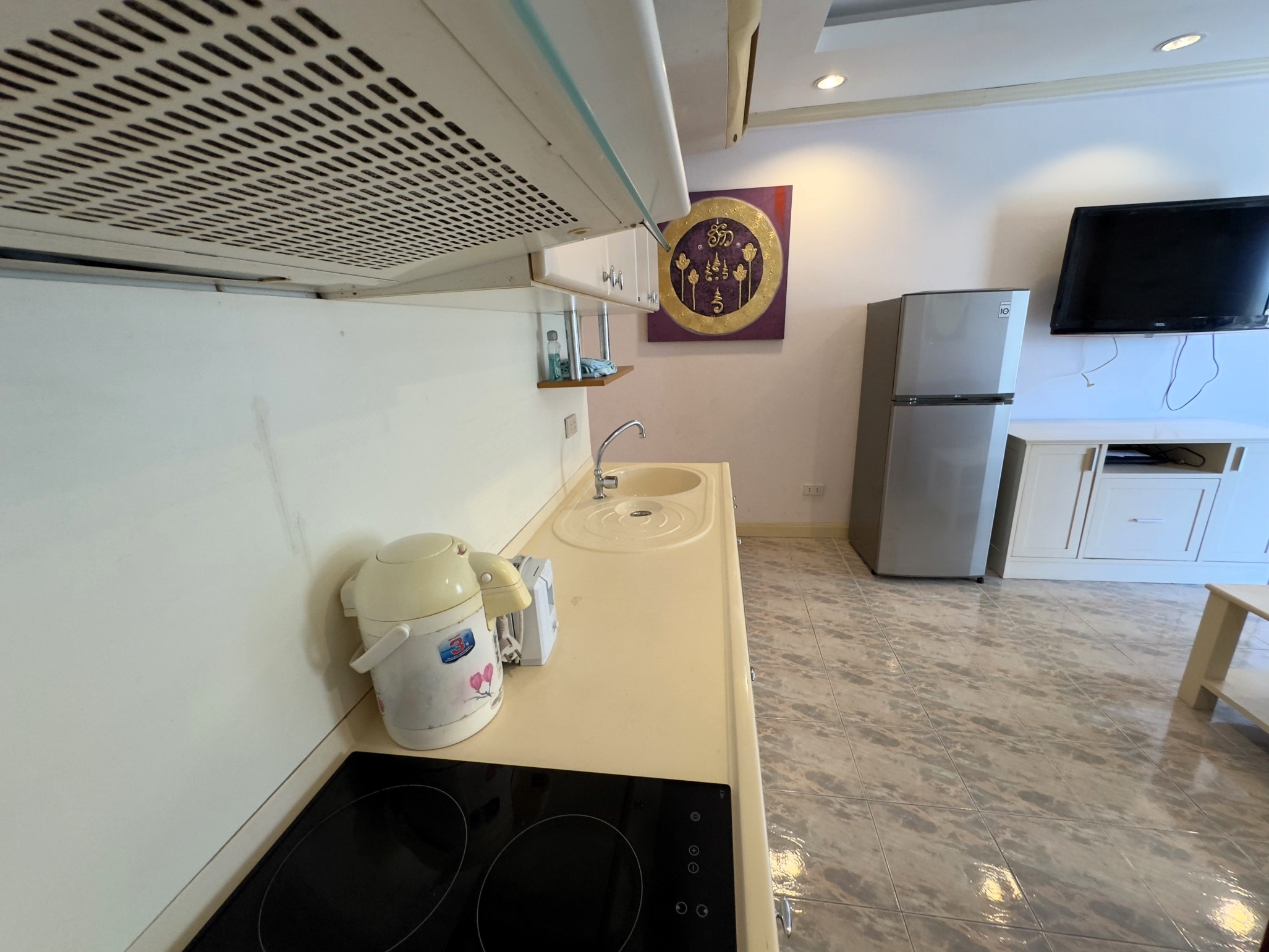 Large City View 1 Bed 2 Bath Condo In Jomtien photo 16