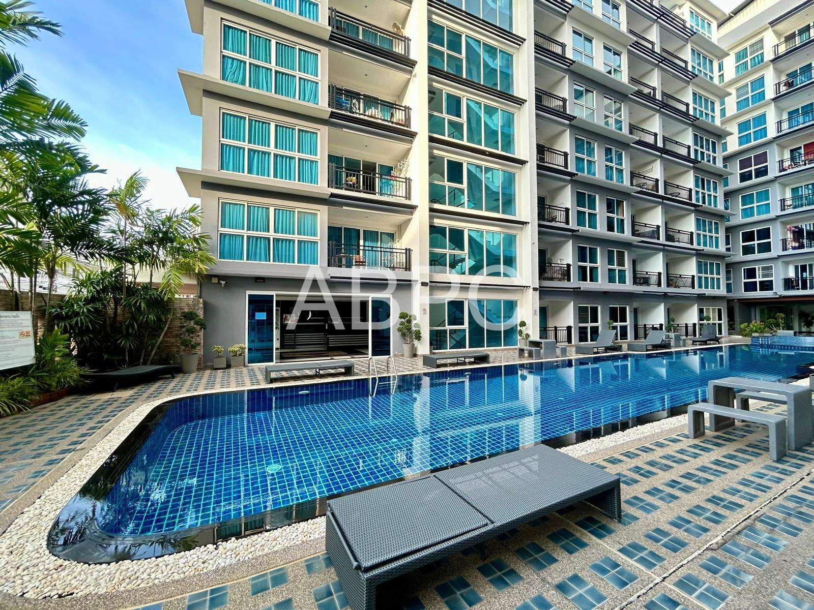 1 Bed For Sale in The Avenue in Company Name