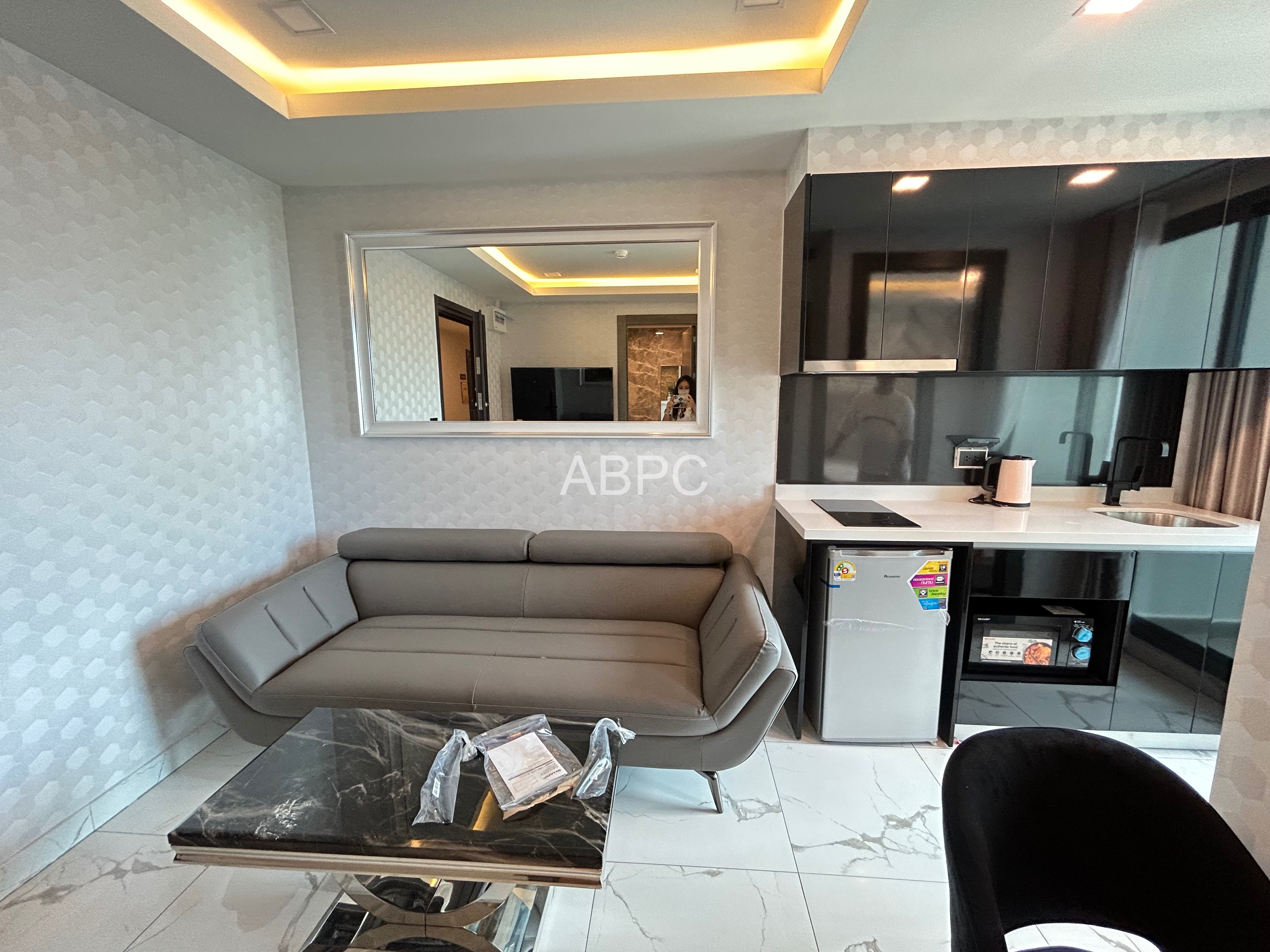 1 Bedroom Condo For Rent in Central Area photo 9