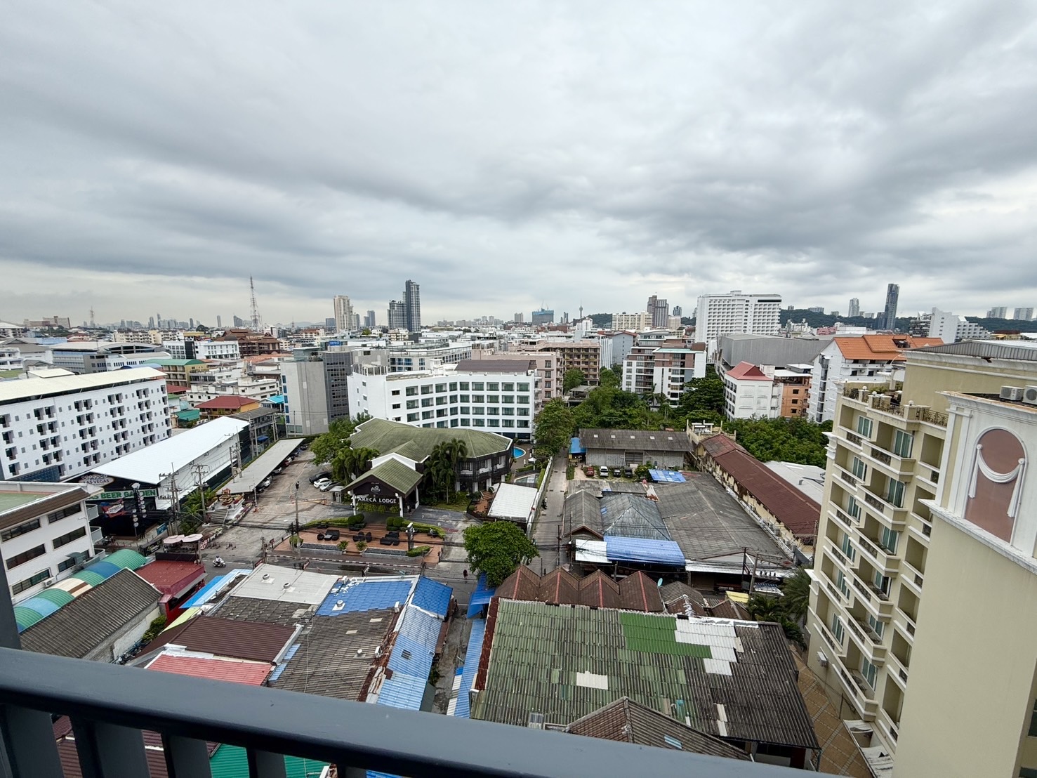 Great Location One bedroom Condo For rent In Central Pattaya photo 20