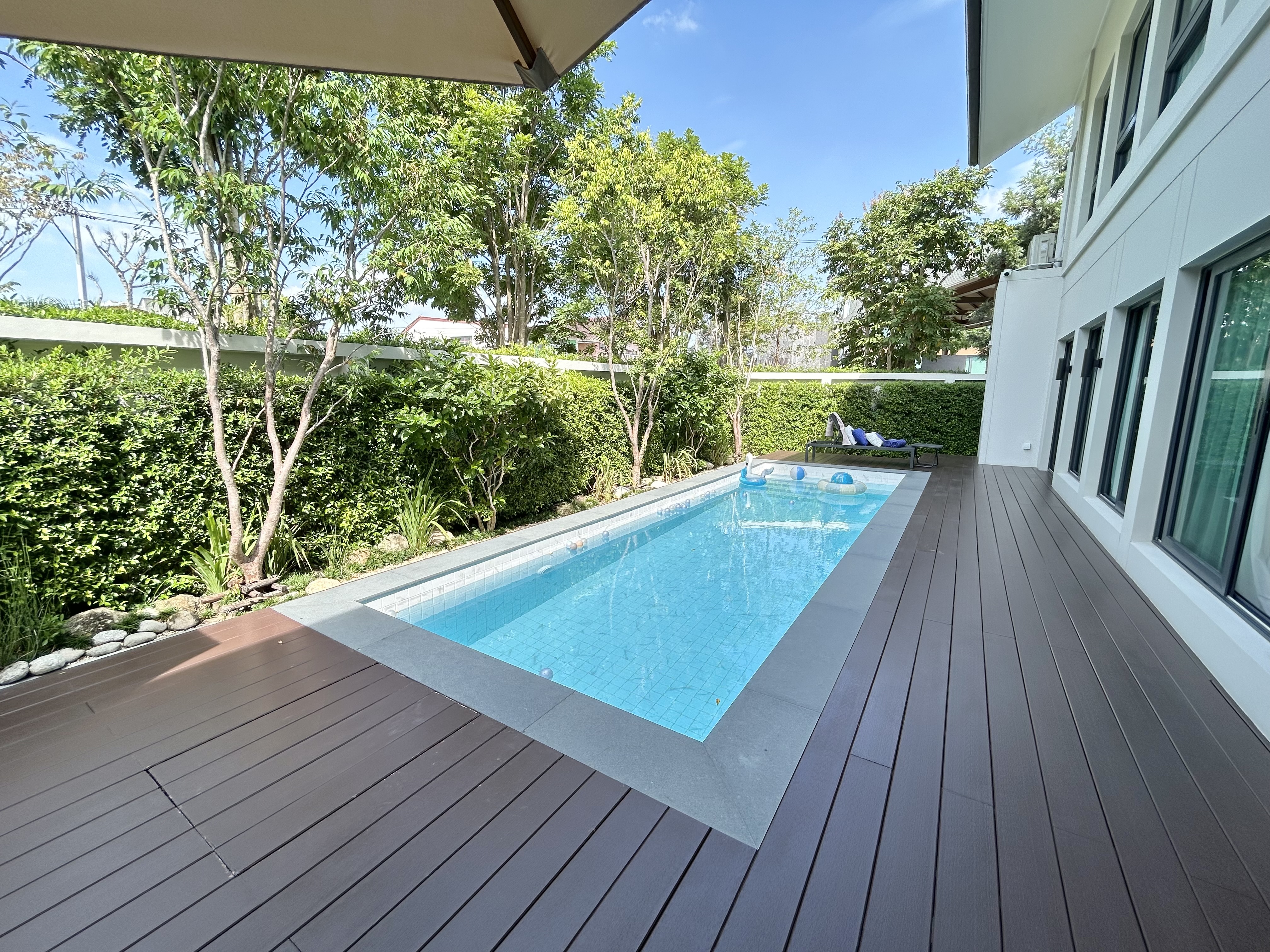 4 Bedroom House For Sale photo 16