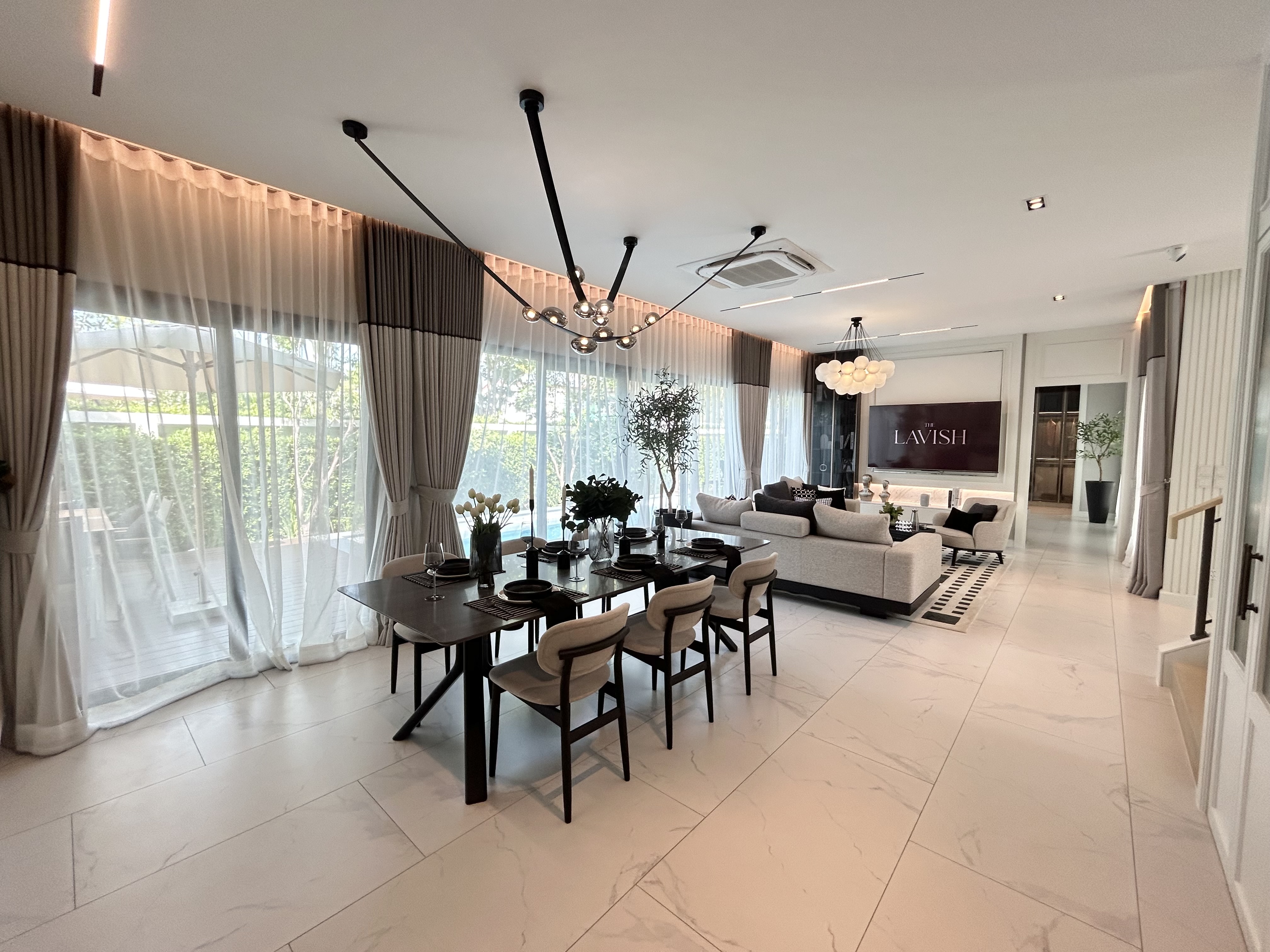 4 Bedroom House For Sale photo 17
