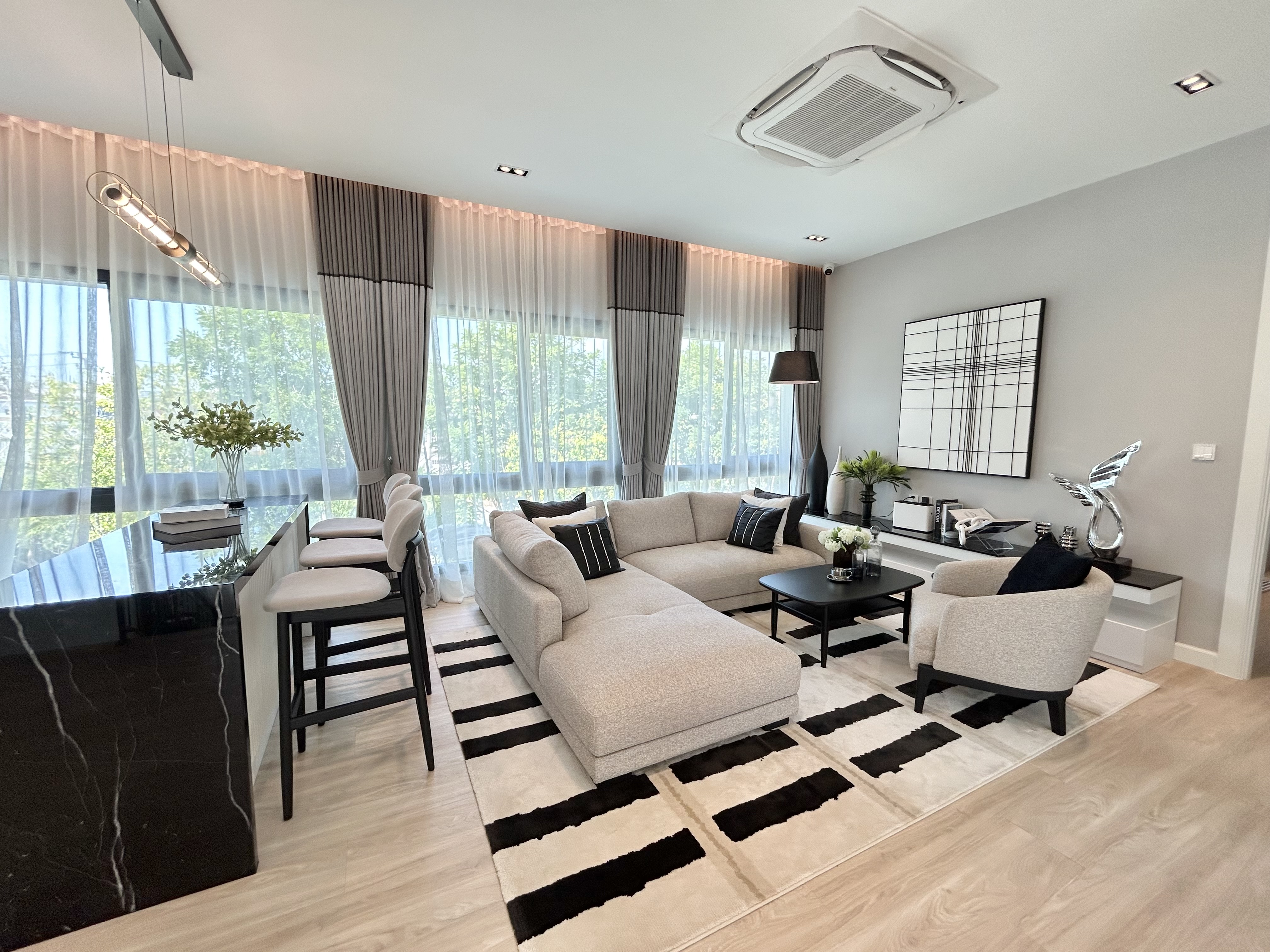 4 Bedroom House For Sale photo 18