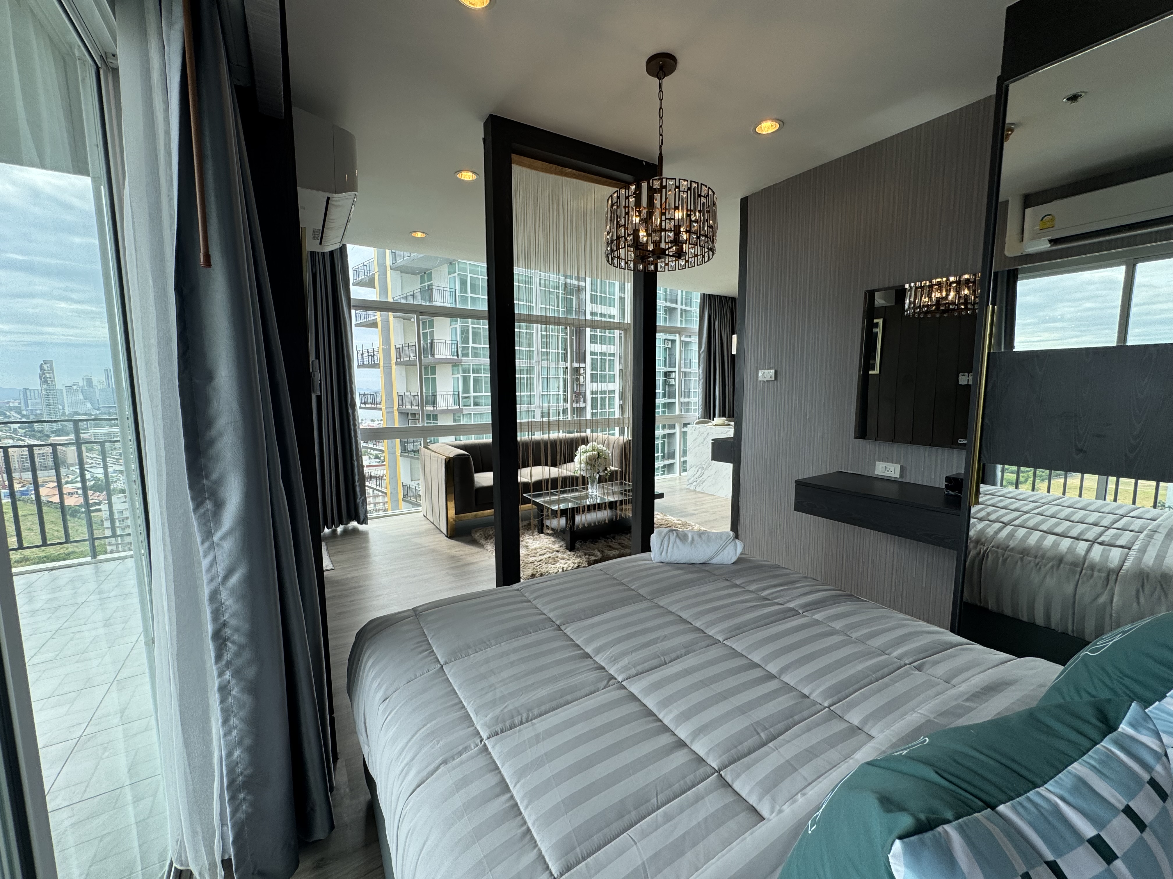 Panoramic City & Ocean View 1 Bedroom Condo in Jomtien photo 17