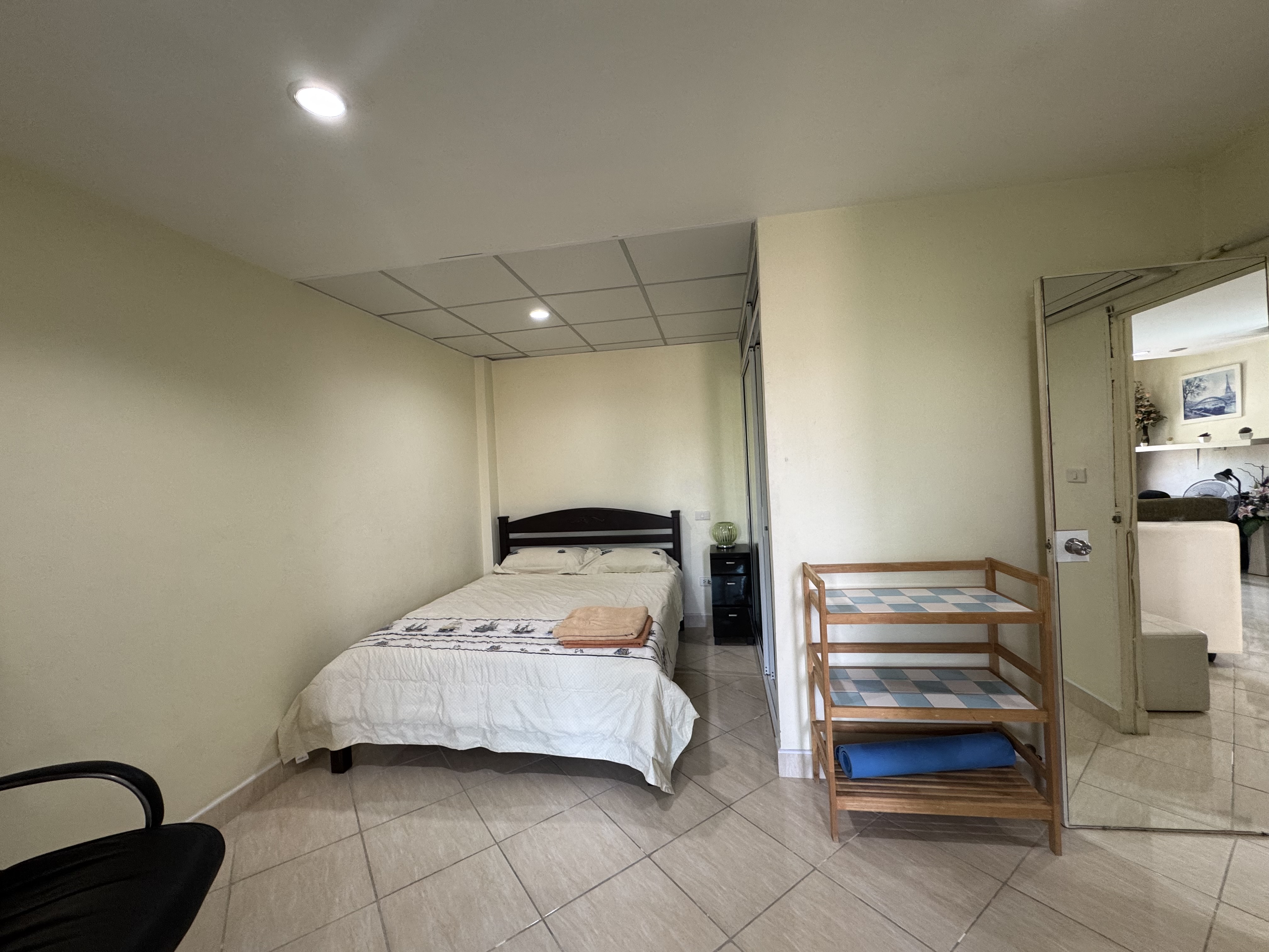 2 Bedrooms 1 Bathroom in Central Pattaya photo 10