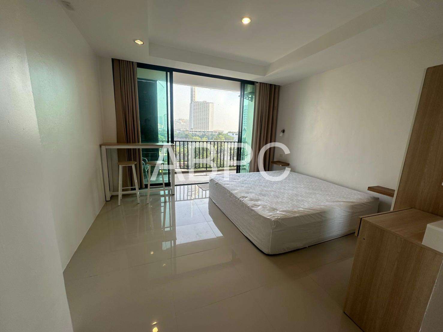 Studio Condo in Pratumnak photo 9