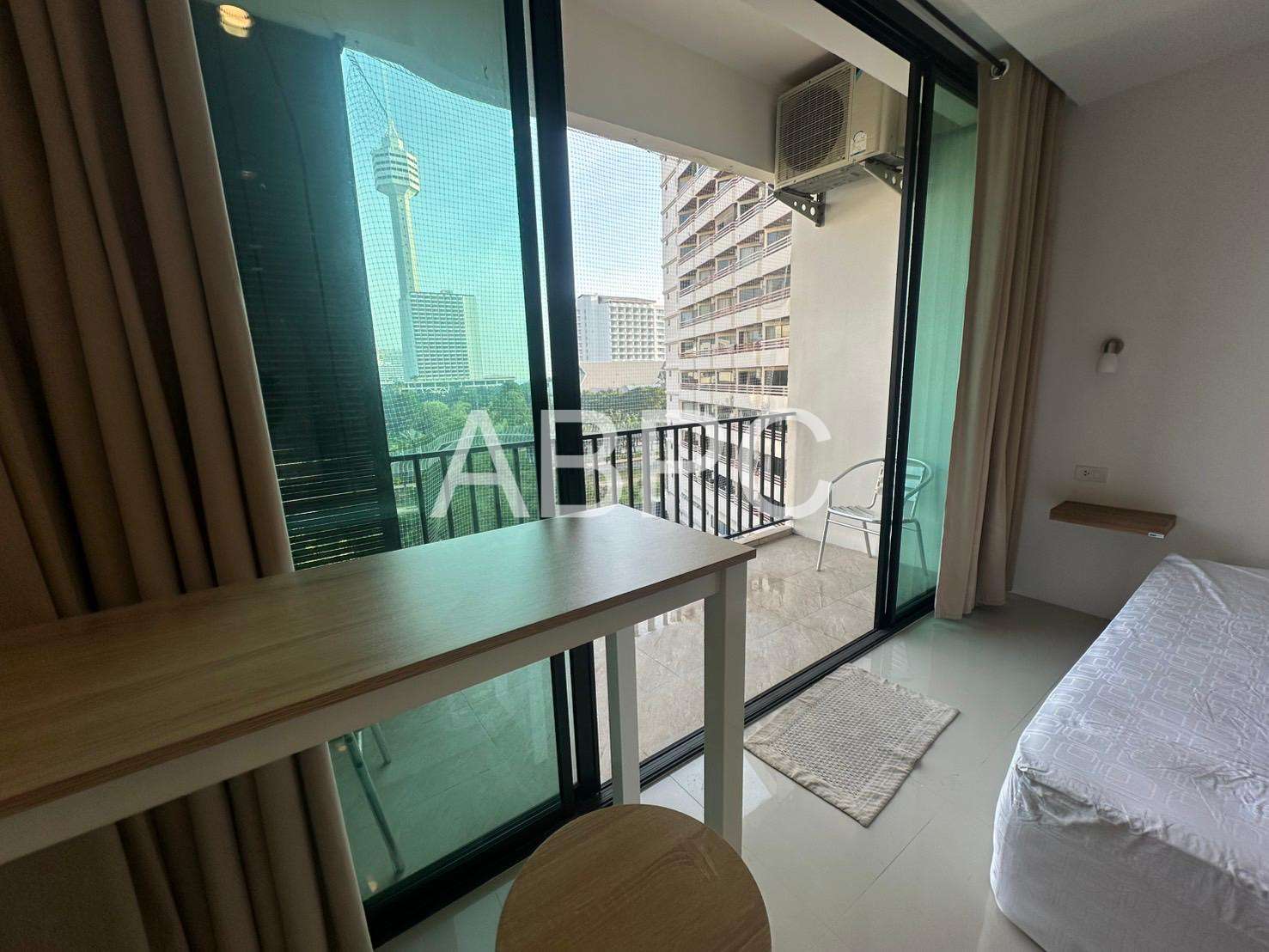 Studio Condo in Pratumnak photo 13