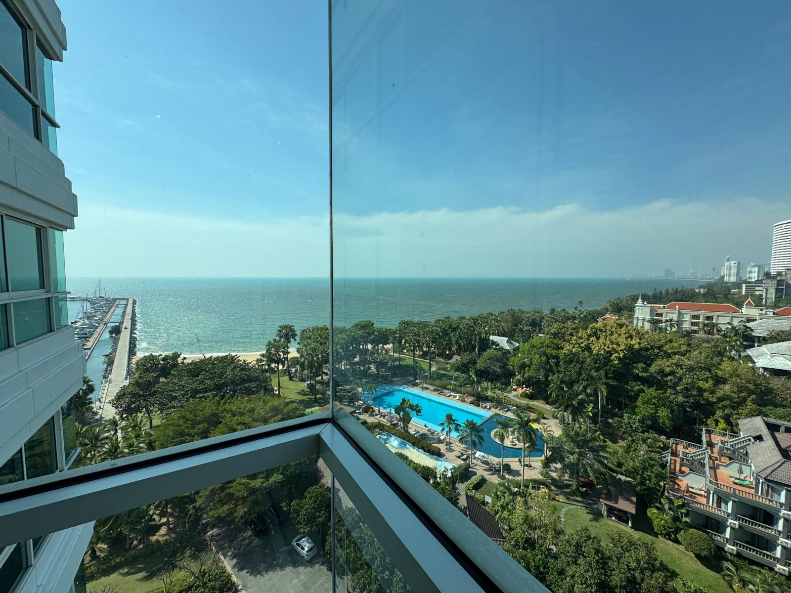 Beachfront Ocean View 1 Bed - 2 Bath Condo in Na Jomtien photo 28