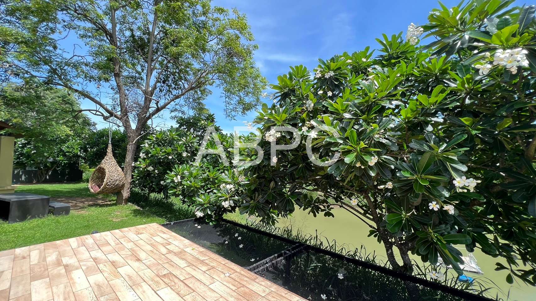 3 Bedroom 3 Bathroom in East Pattaya photo 26