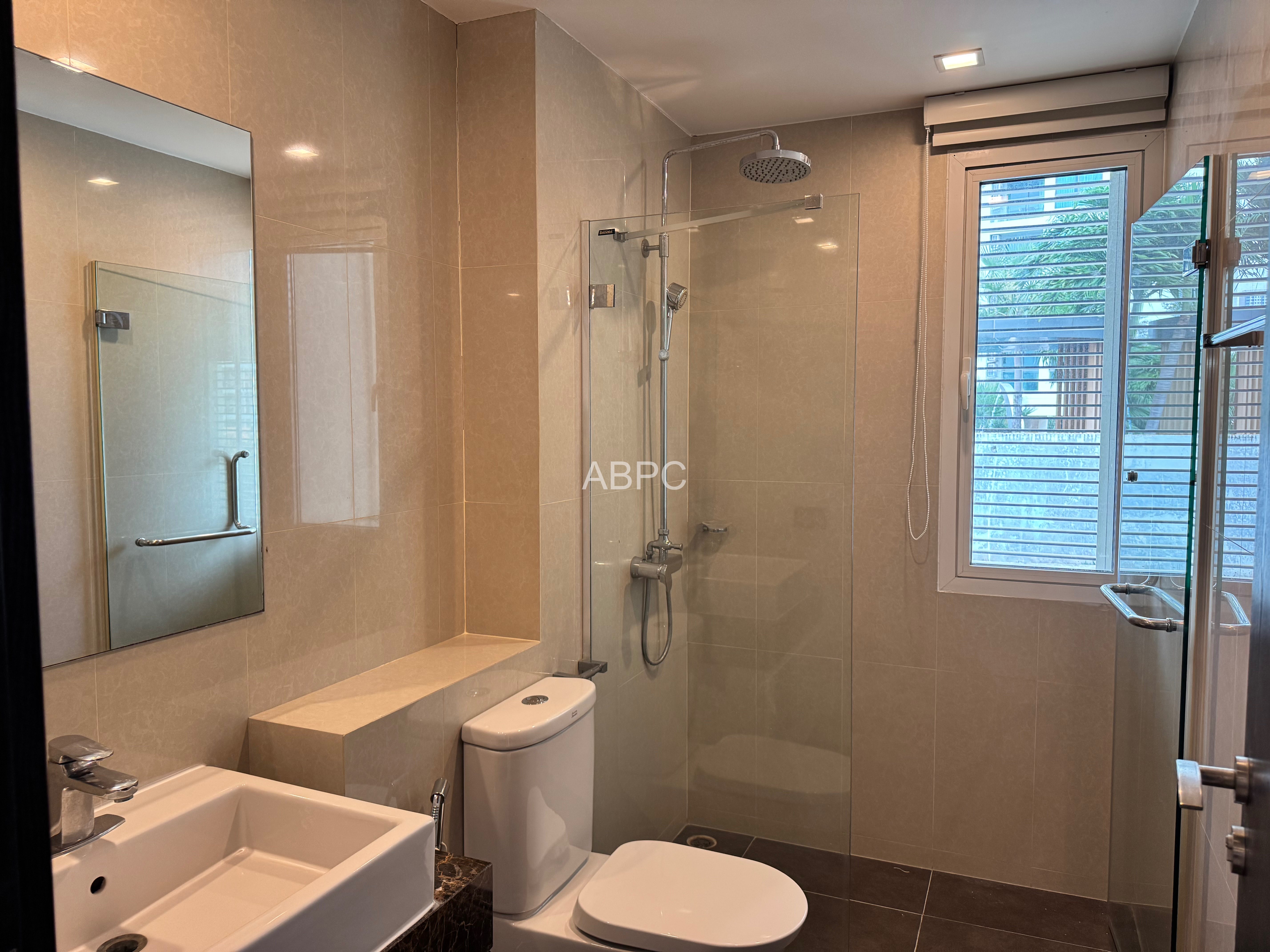 2 Bed 2 Bath in Pratumnak - The Elegance Condominium photo 9