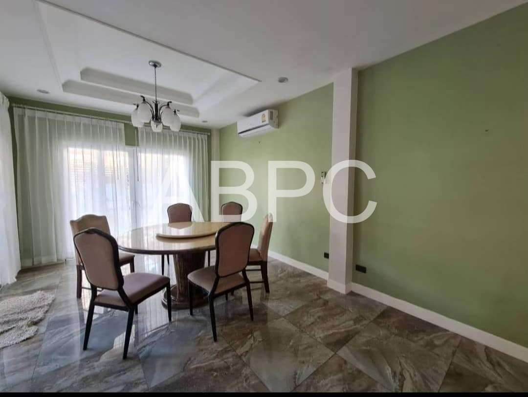 JUST IN A nice 2 - Storey House with private pool for Sale and Rent with Pets friendly for rent in East Pattaya