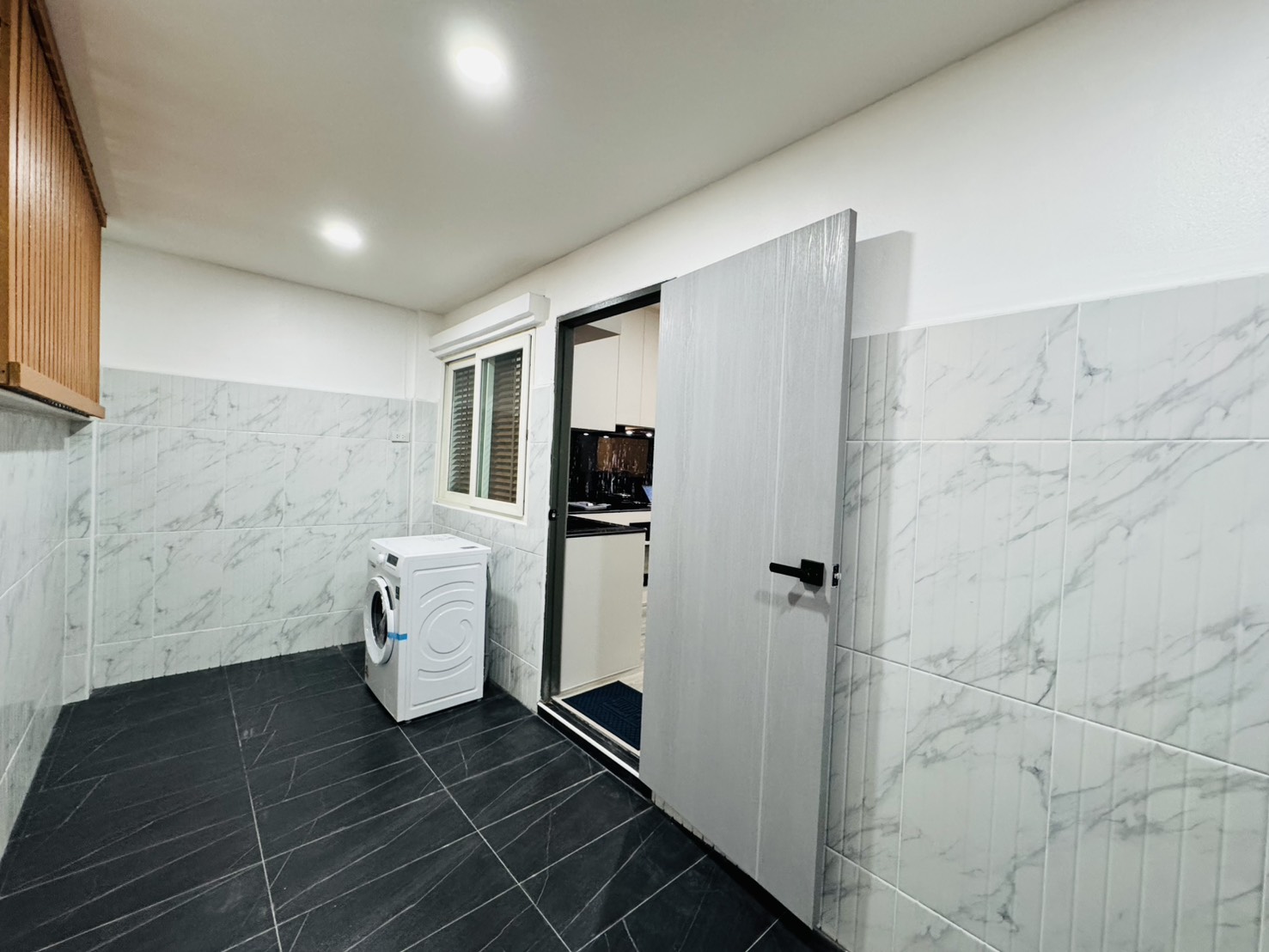 Town home Two - Storey for Sale in South Pattaya photo 25