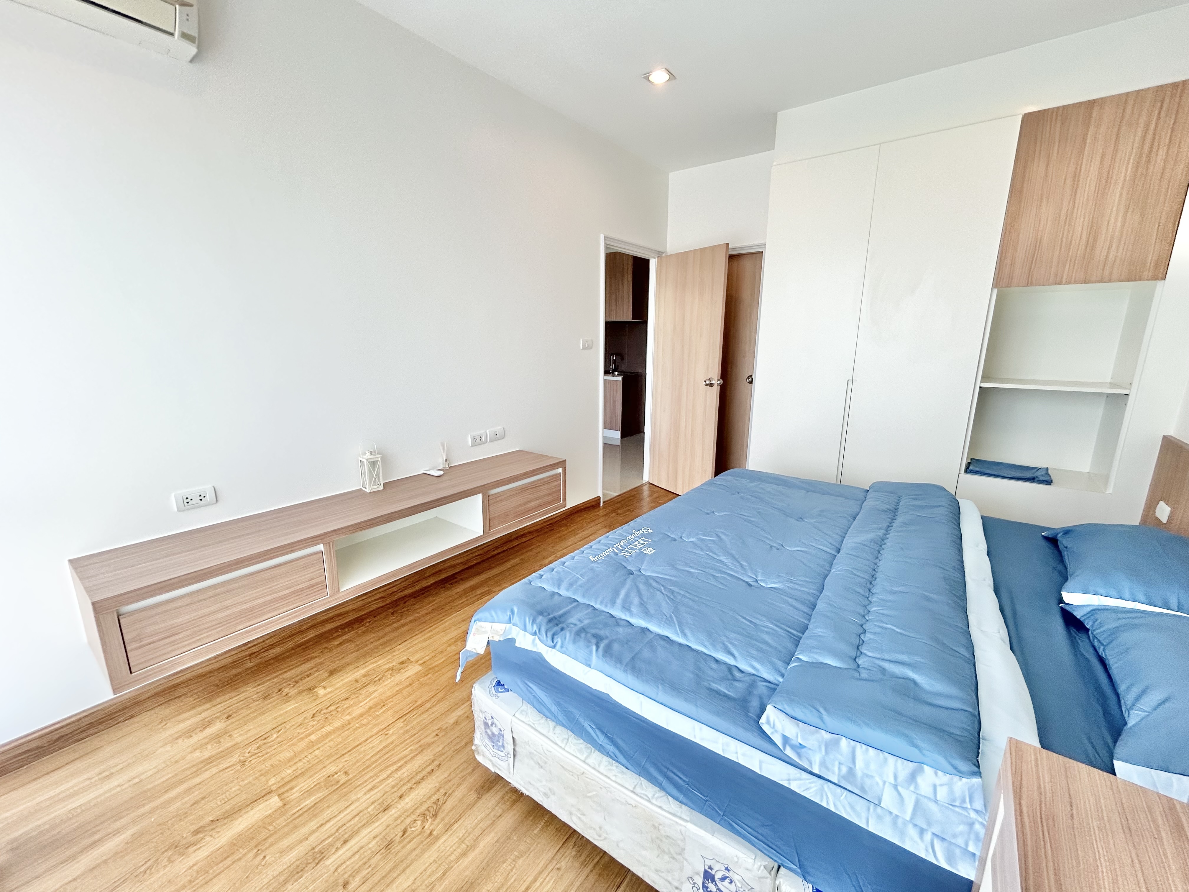 1 Bedroom Condo For Sale In East Pattaya photo 17
