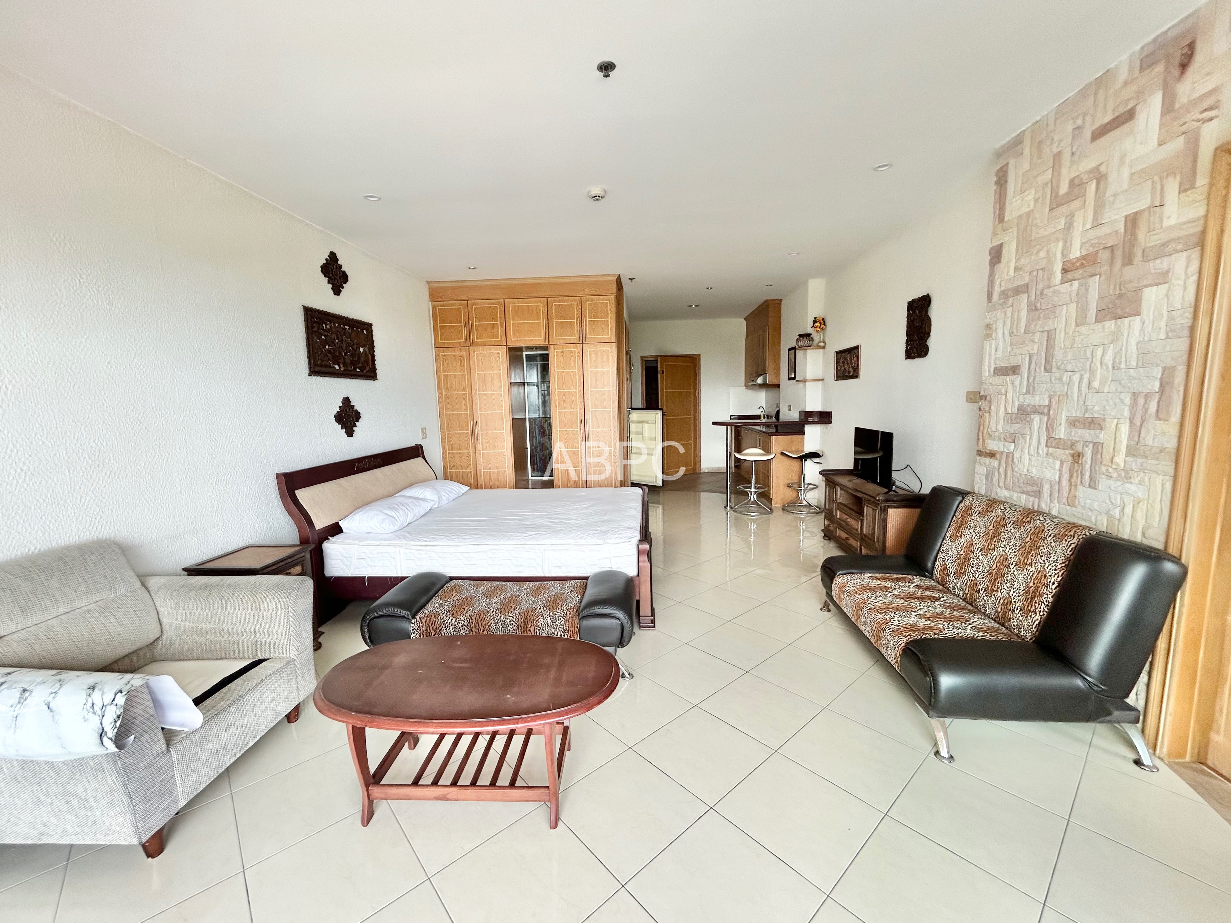 Studio Condo in Jomtien CR4160 photo 3
