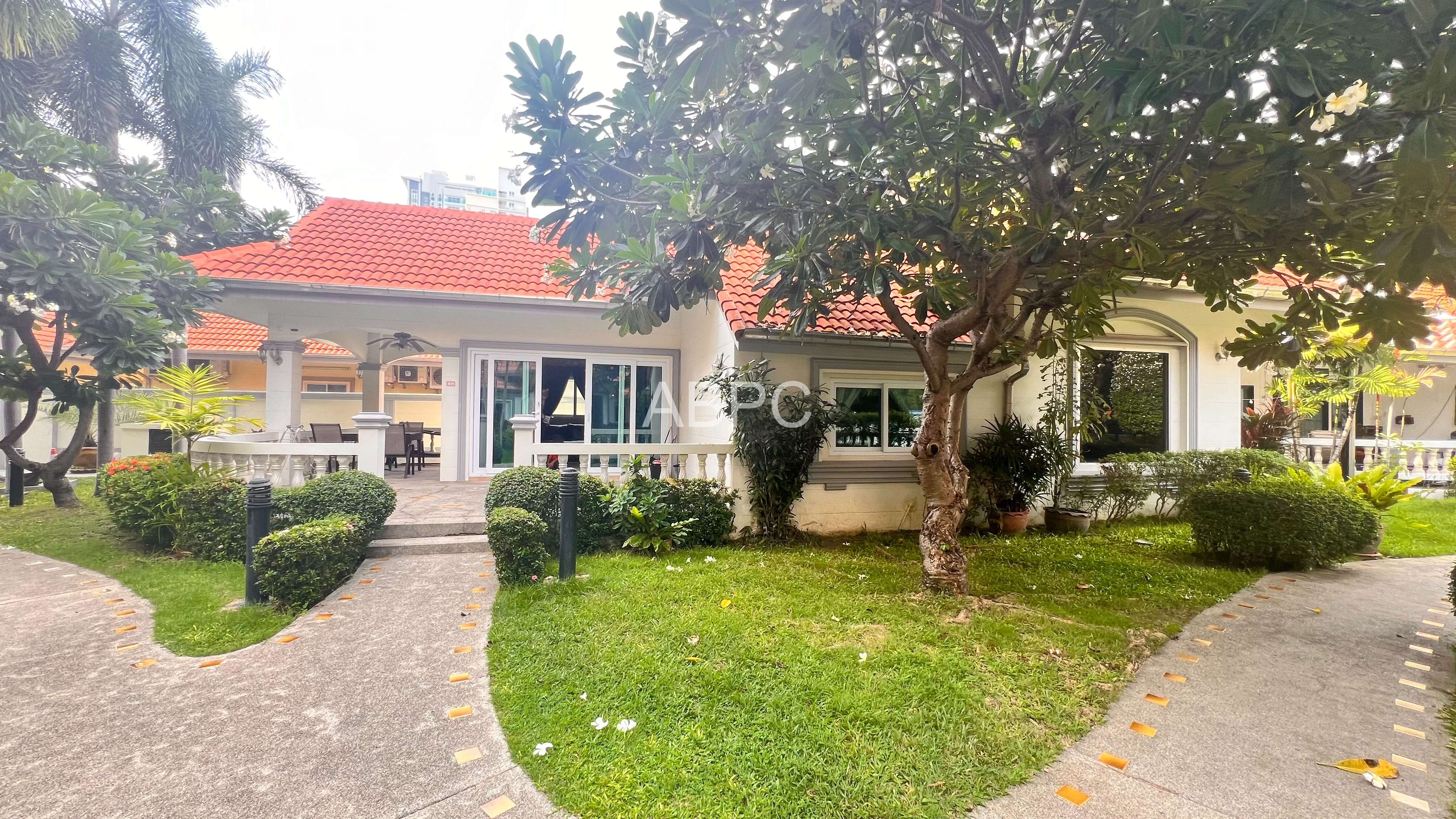 Beautiful House for Rent in Pratumnak