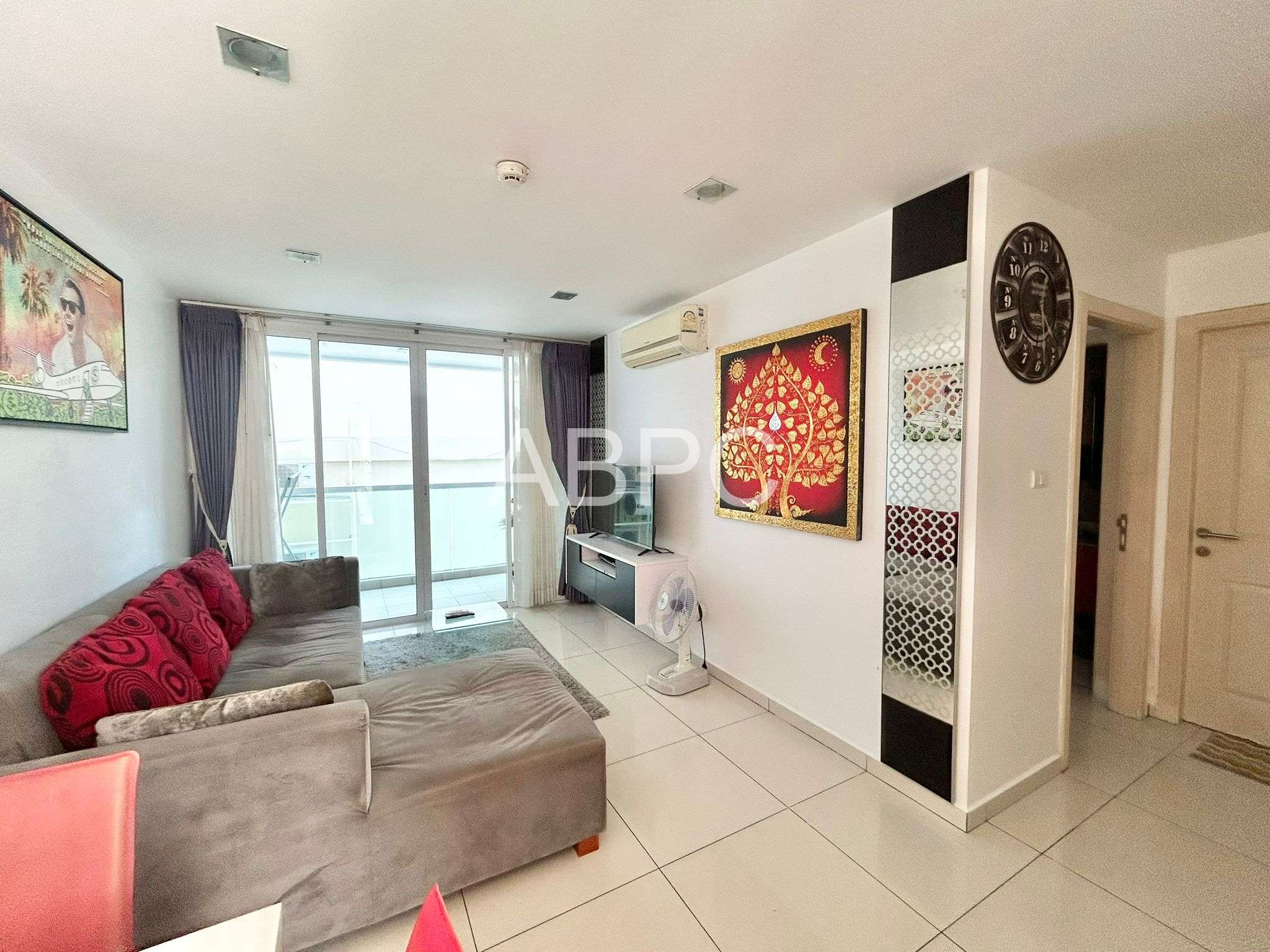Large 1 Bed 1 Bath Condo In Pratumnak photo 9