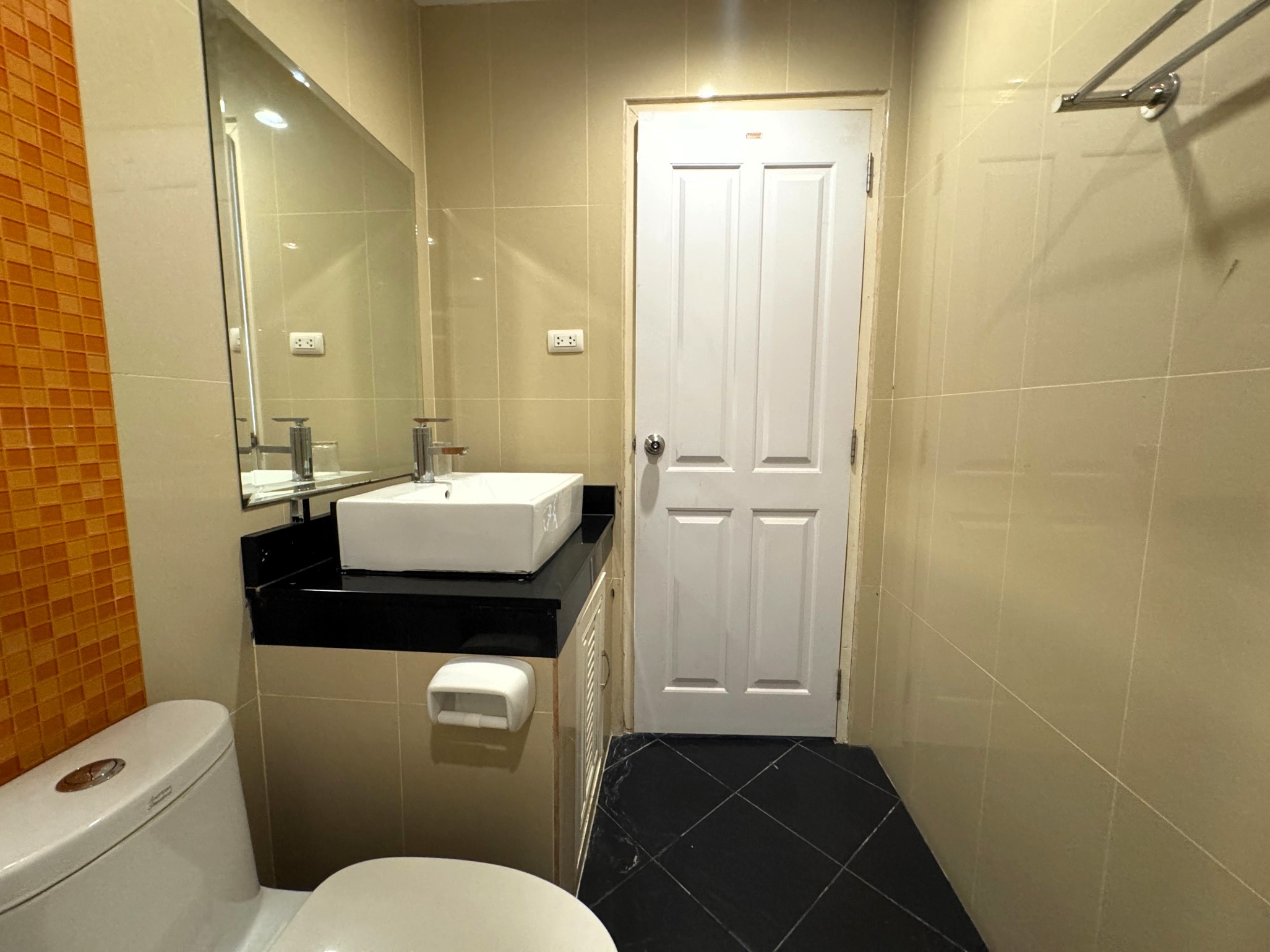 Pool View Studio Condo In Pratumnak photo 18