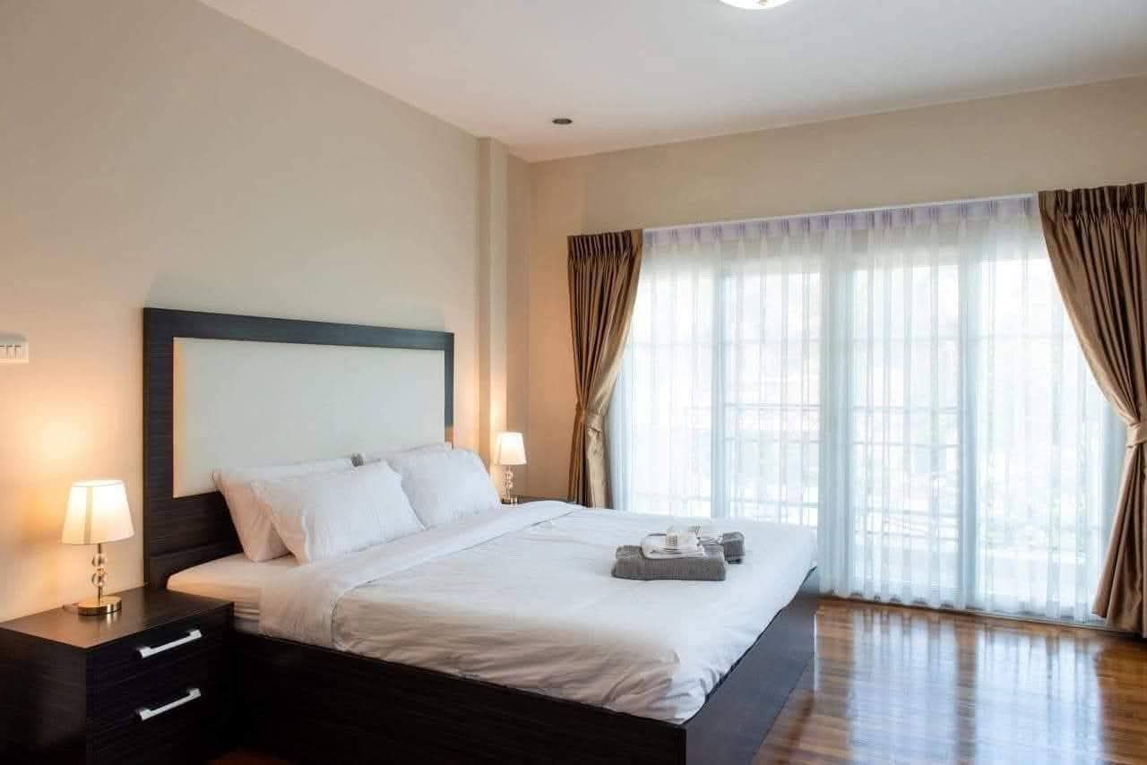 Spacious Pool Villa 4 bedrooms 3 bathrooms in East Pattaya for Sale photo 17