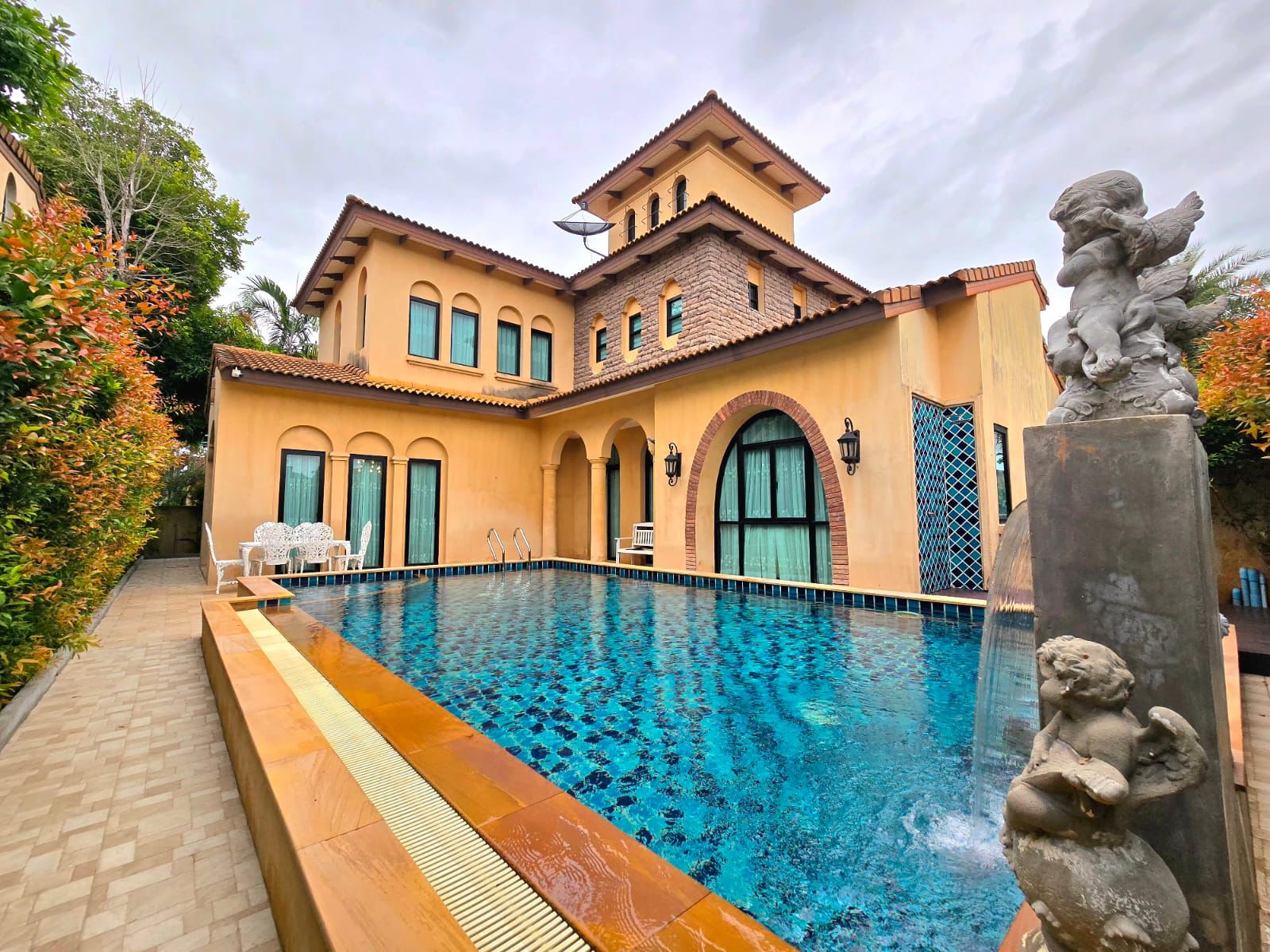 Who Should I Trust to Manage My Pattaya Property While I’m Overseas?