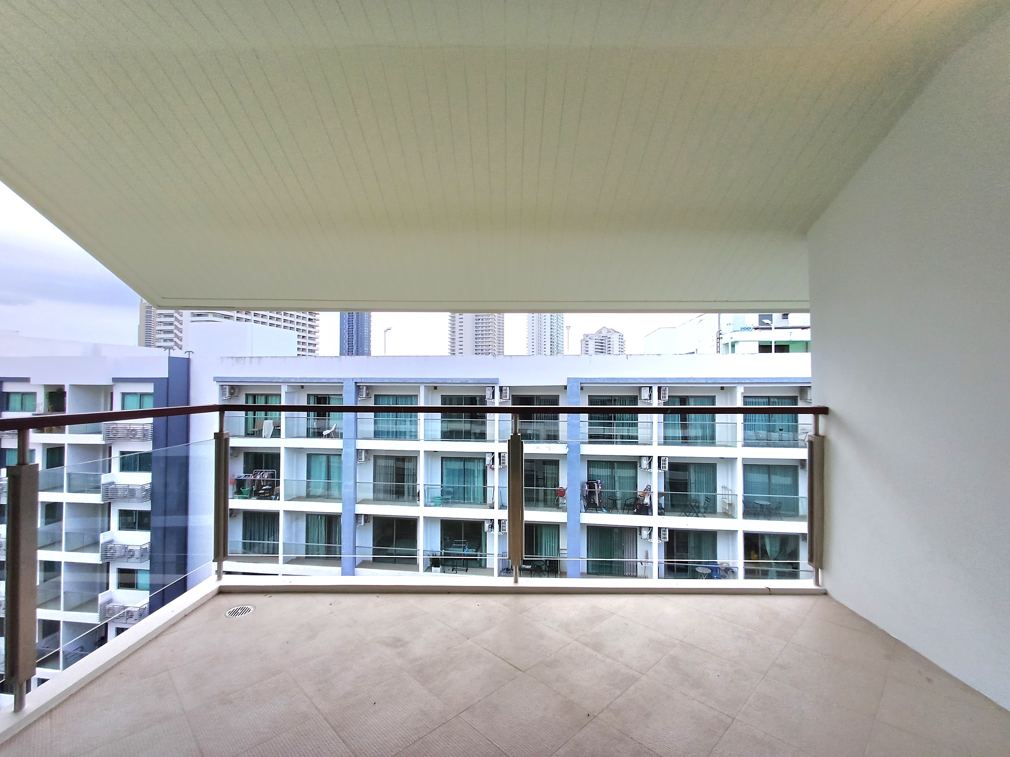 Duplex 2 bedrooms 3 bathroom in Wongamat for Rent photo 15