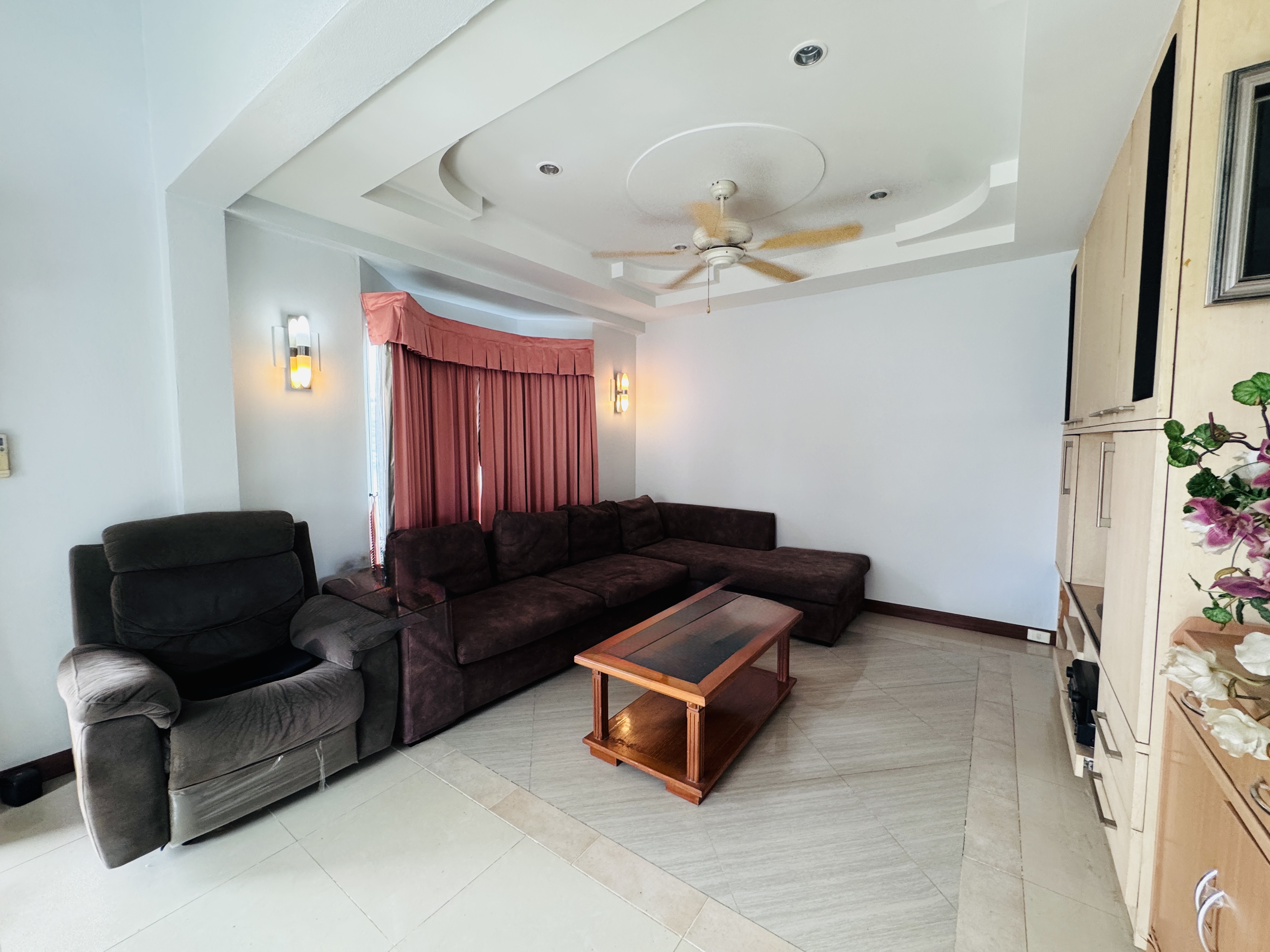 3 Bedrooms 4 bathrooms Pattaya Park Hill Nongprue photo 25