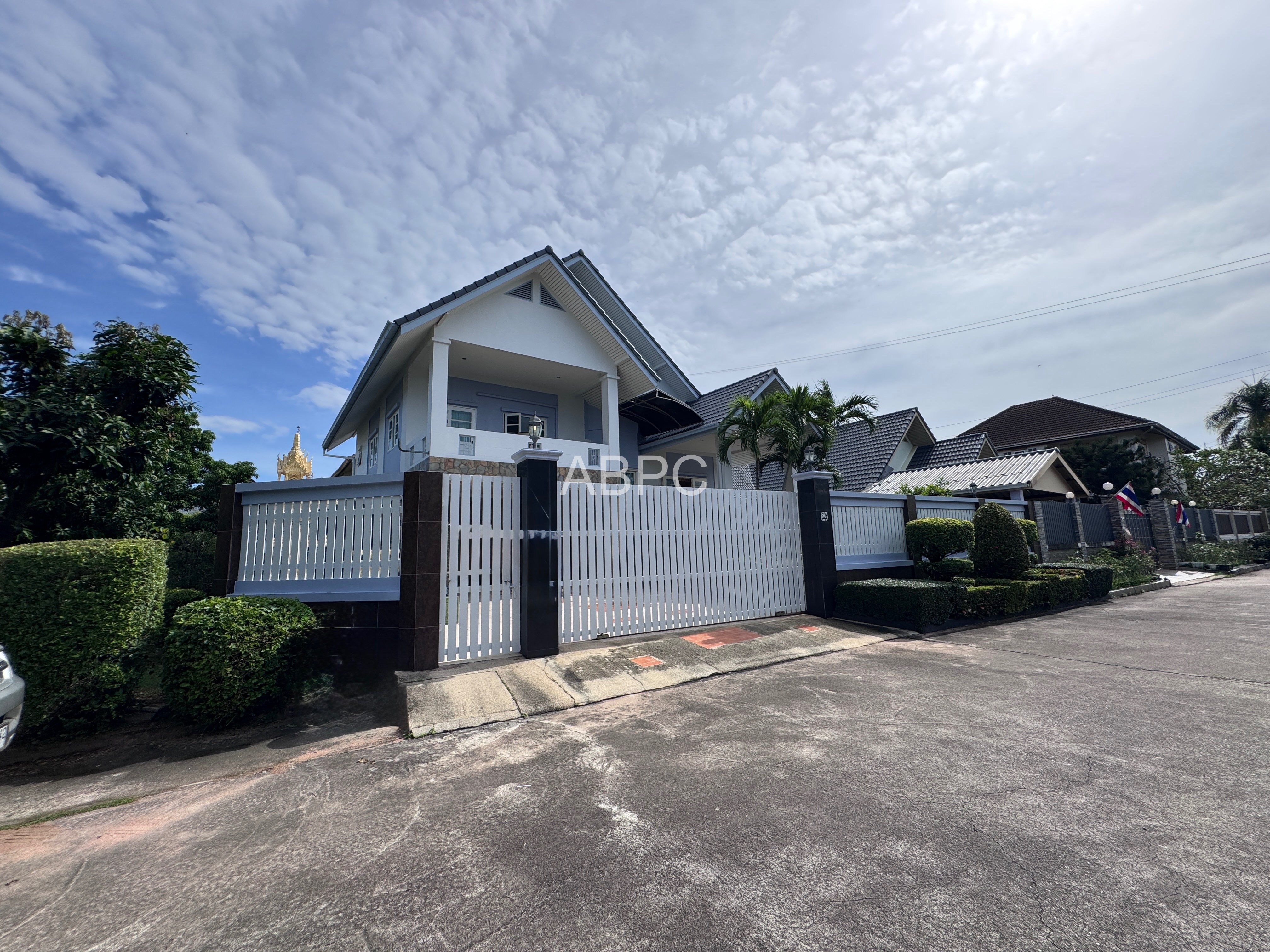 3 Bedrooms 4 bathrooms Pattaya Park Hill Nongprue photo 14