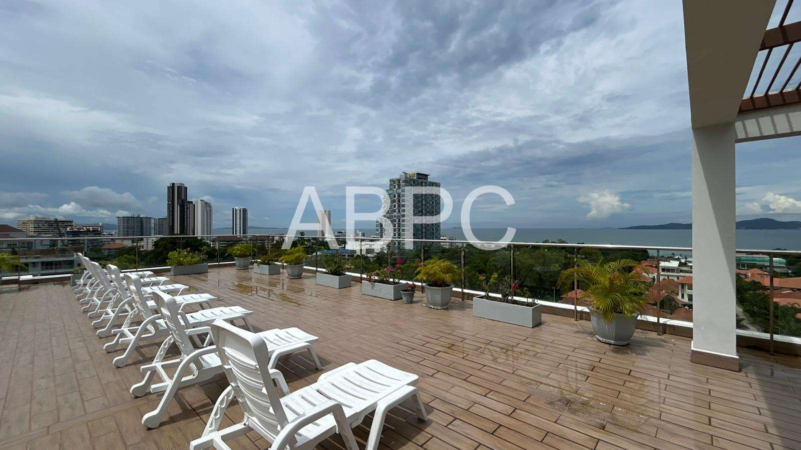 1 Bed 1 Bath in Pratumnak CR4288 photo 2