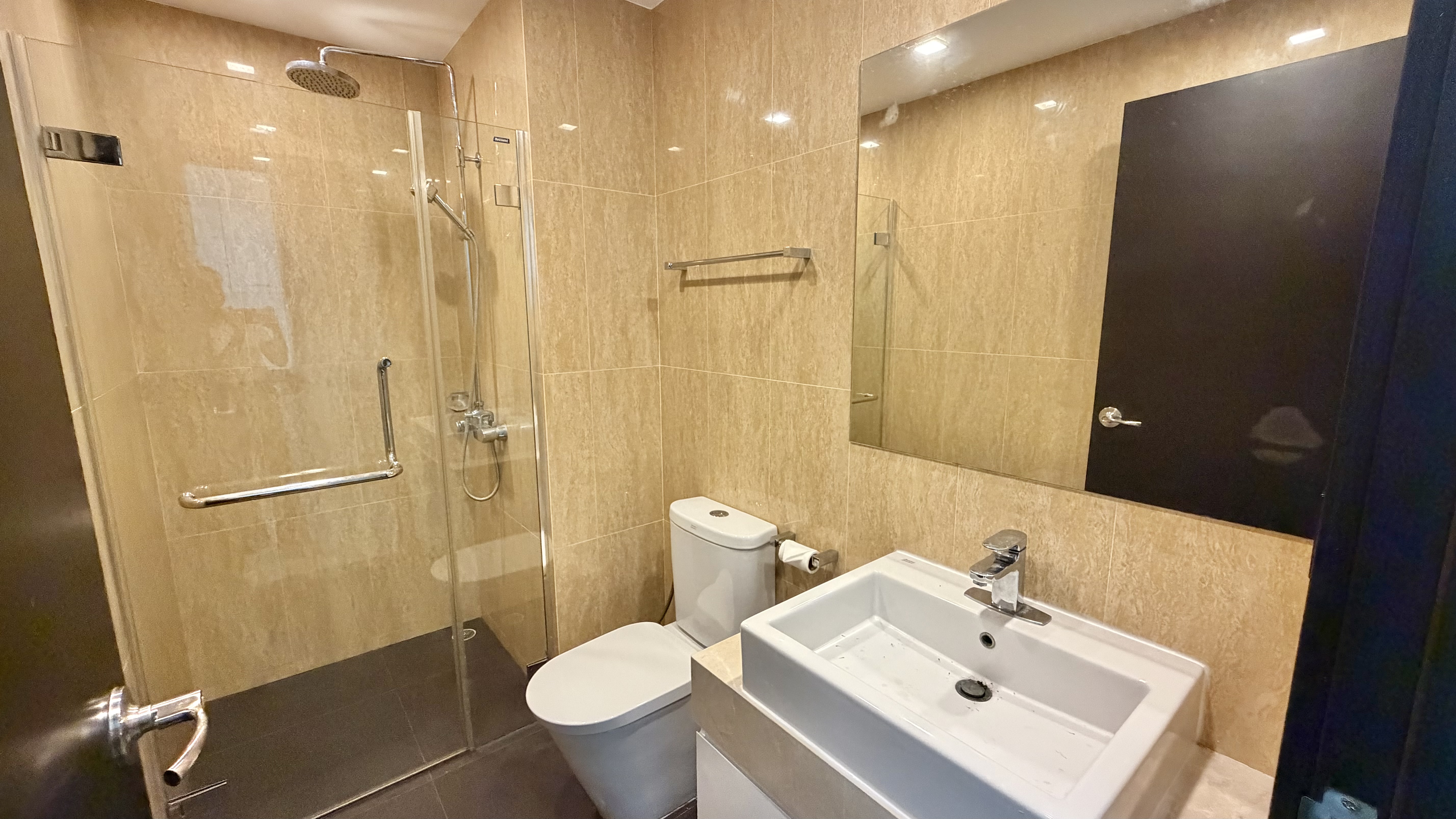 Studio Condo For Sale In Cosy Beach photo 18