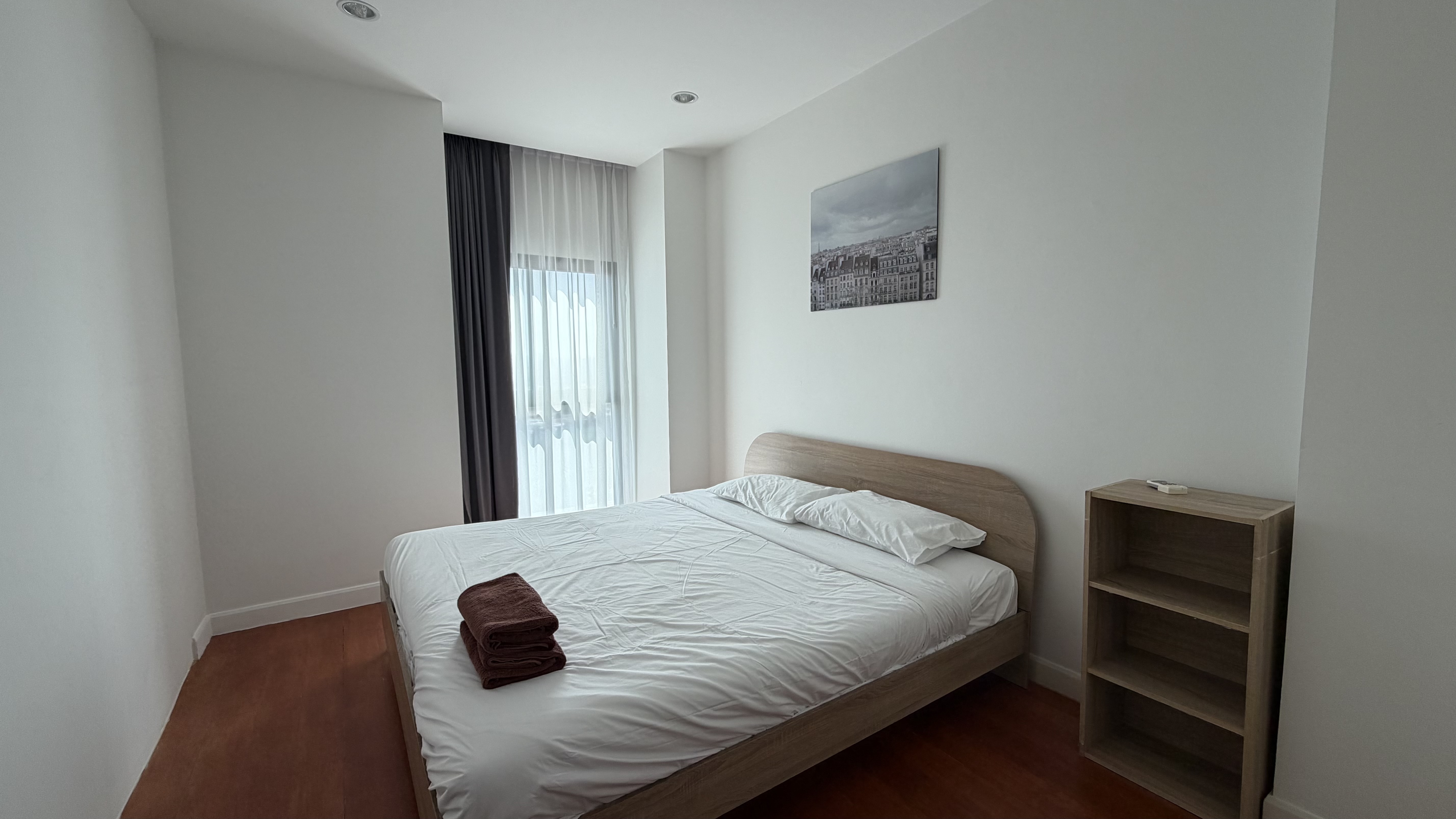 On Bath Bus Route 1 Bedroom Condo For Rent In Prahtamnak photo 11