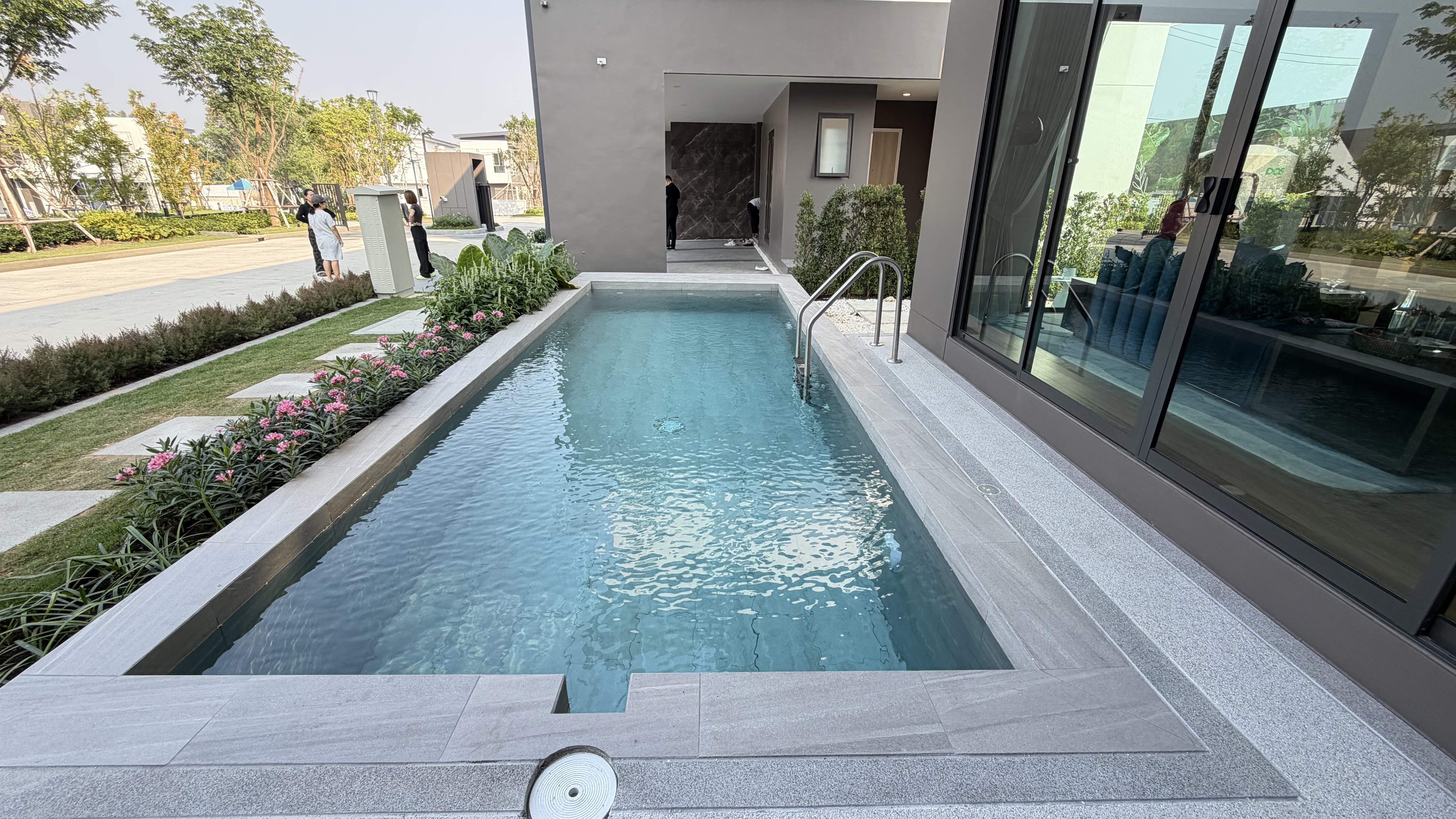 Modern Tropical House For Sale near Motorway7 photo 18
