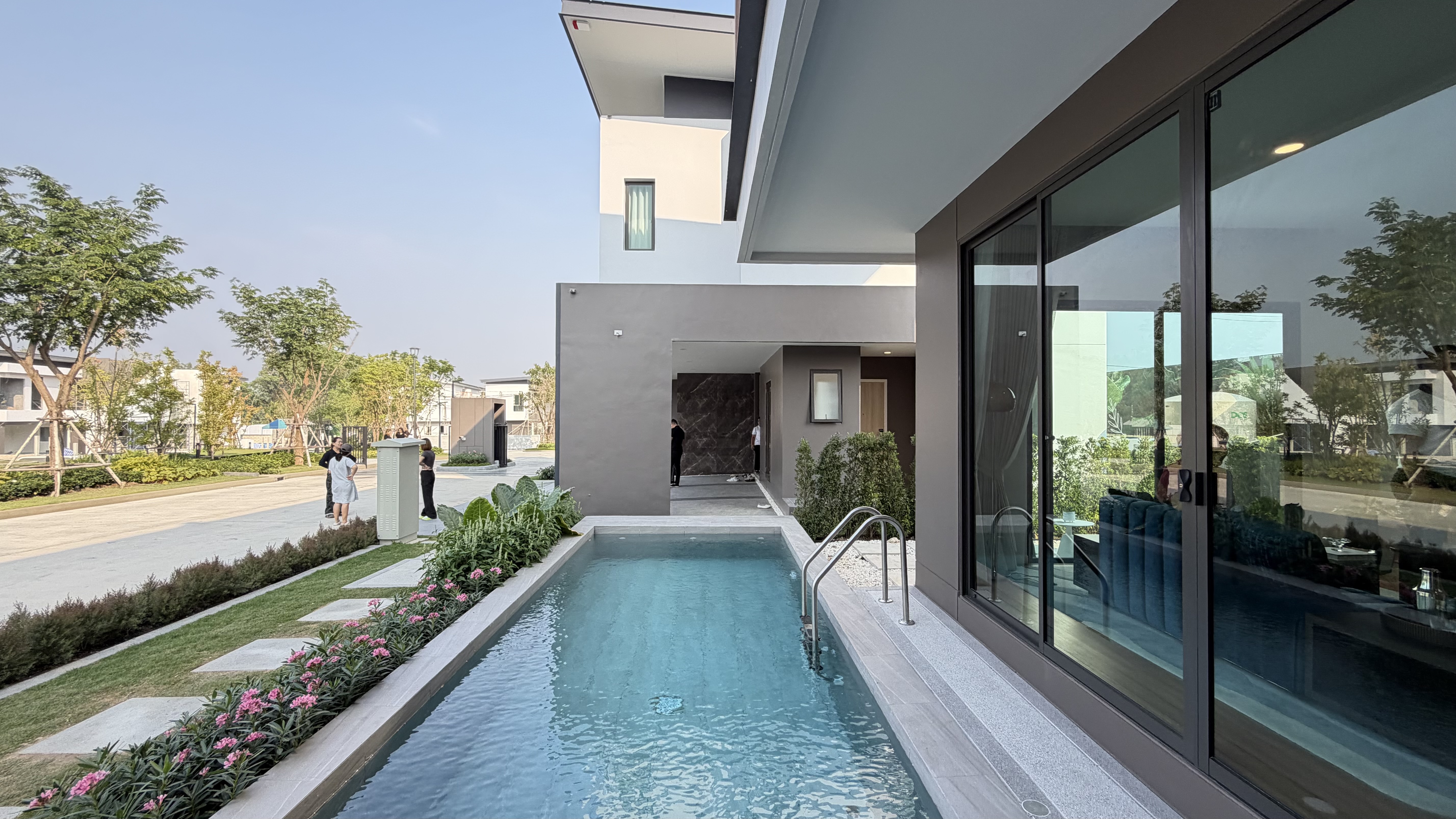 Modern Tropical House For Sale near Motorway7 photo 19