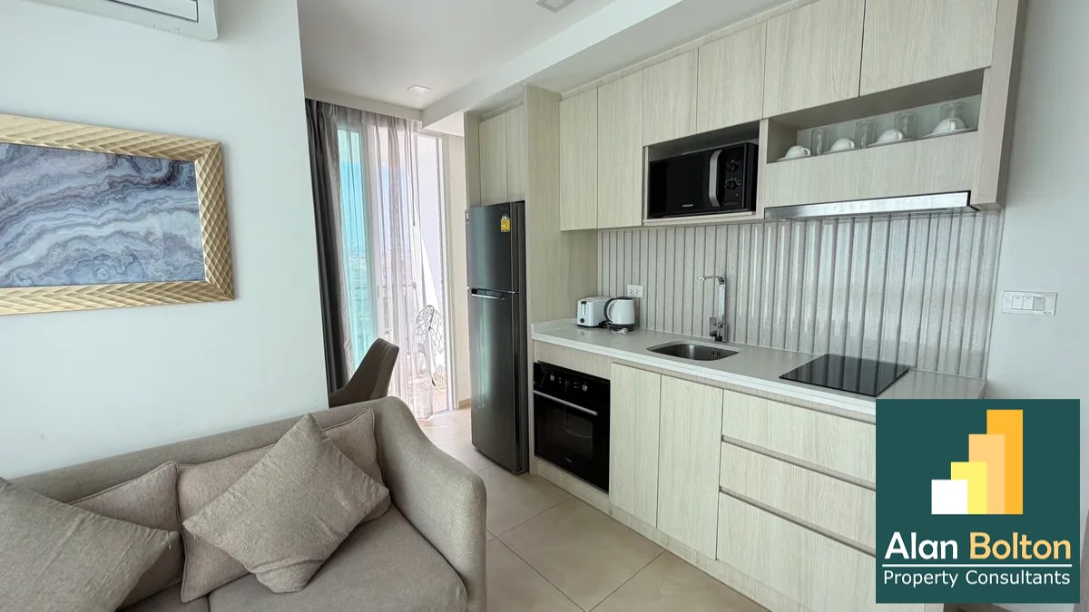 One bedroom condominium for rent in South Pattaya photo 9