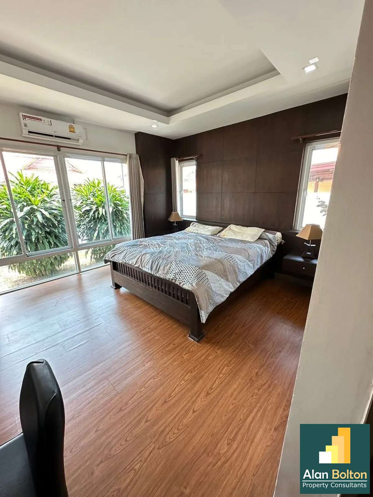 3 Bedroom Pool Villa For sale In East Pattaya photo 8