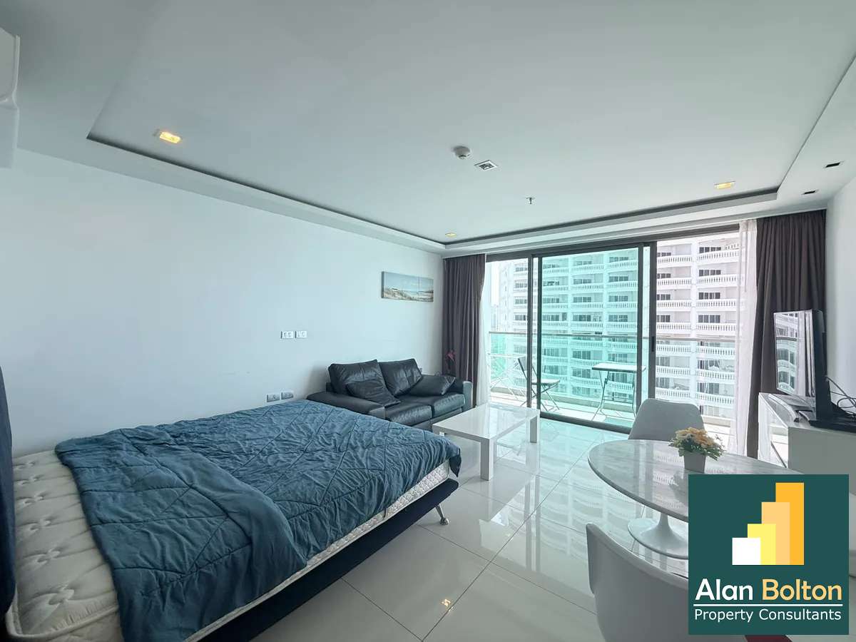 Studio Bed 1 Bath in Wong Amat ABPC1059 photo 15