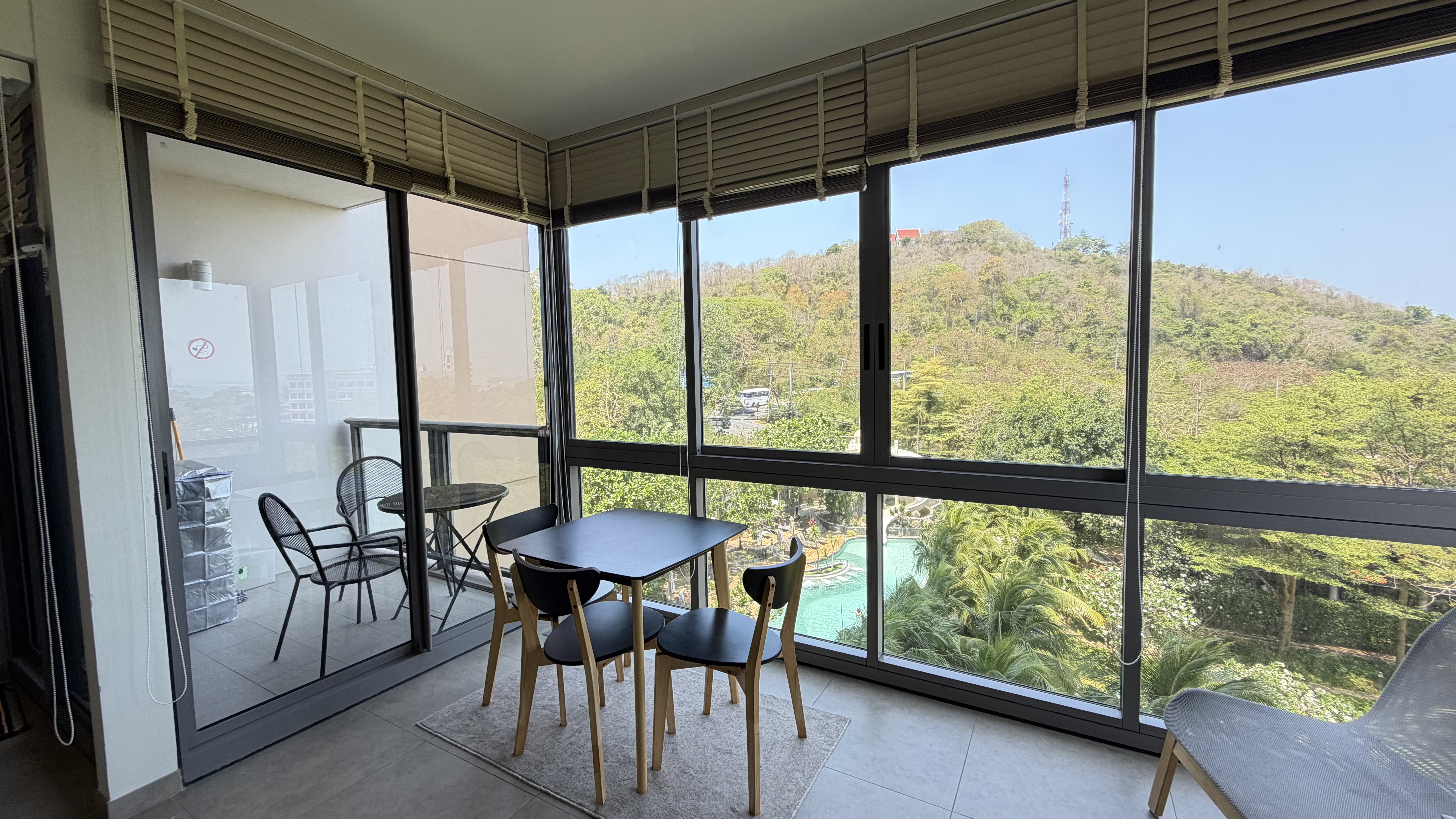 Great view two bedroom Condominium For Sale In Prahtamnak photo 31