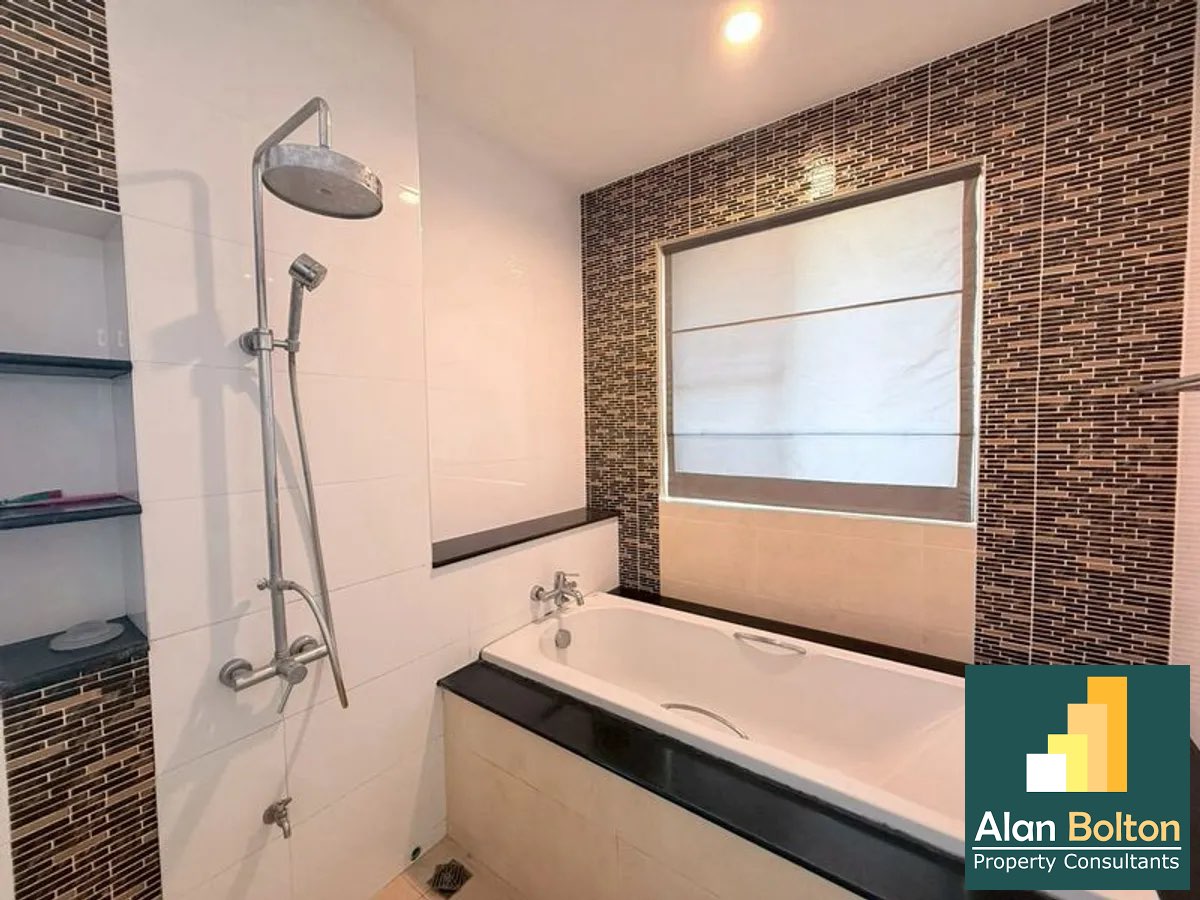 4 Bedroom Pool Villa For Rent photo 9
