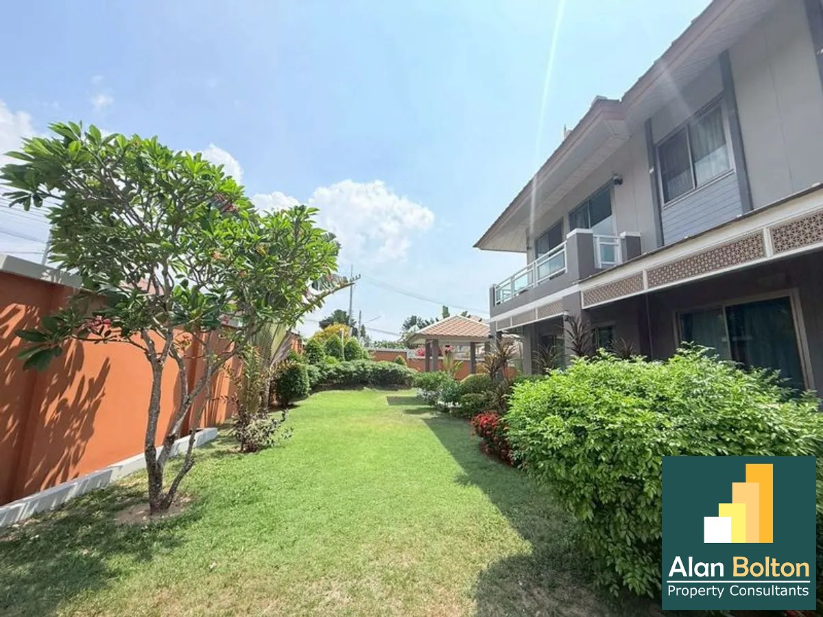 4 Bedroom Pool Villa For Rent photo 12