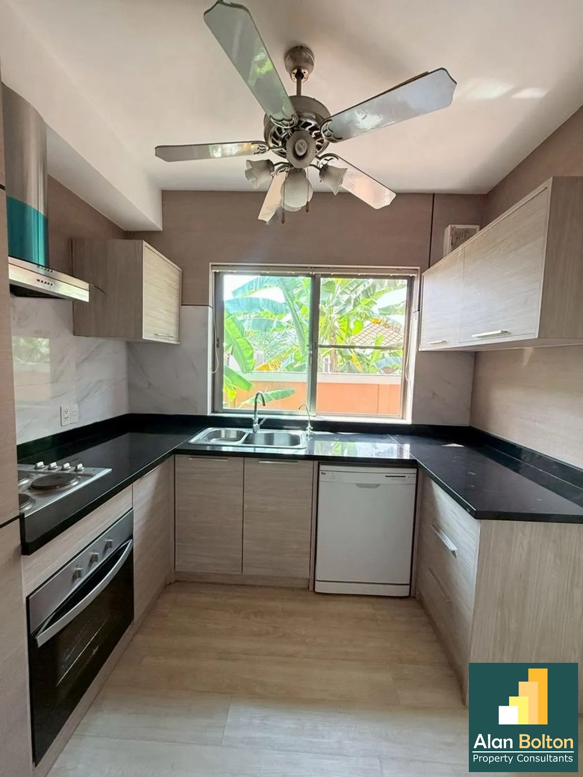 4 Bedroom Pool Villa For Rent photo 14
