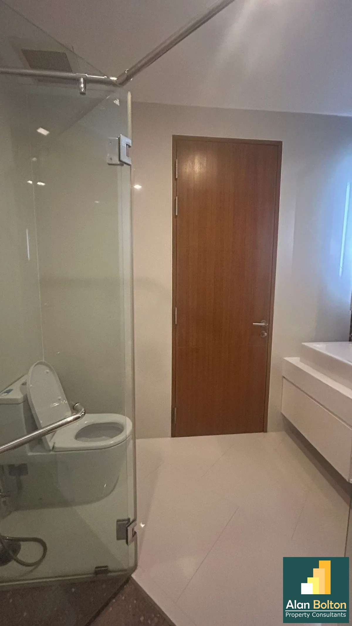 2 Bed 2 Bath in Wong Amat CS4672 photo 22