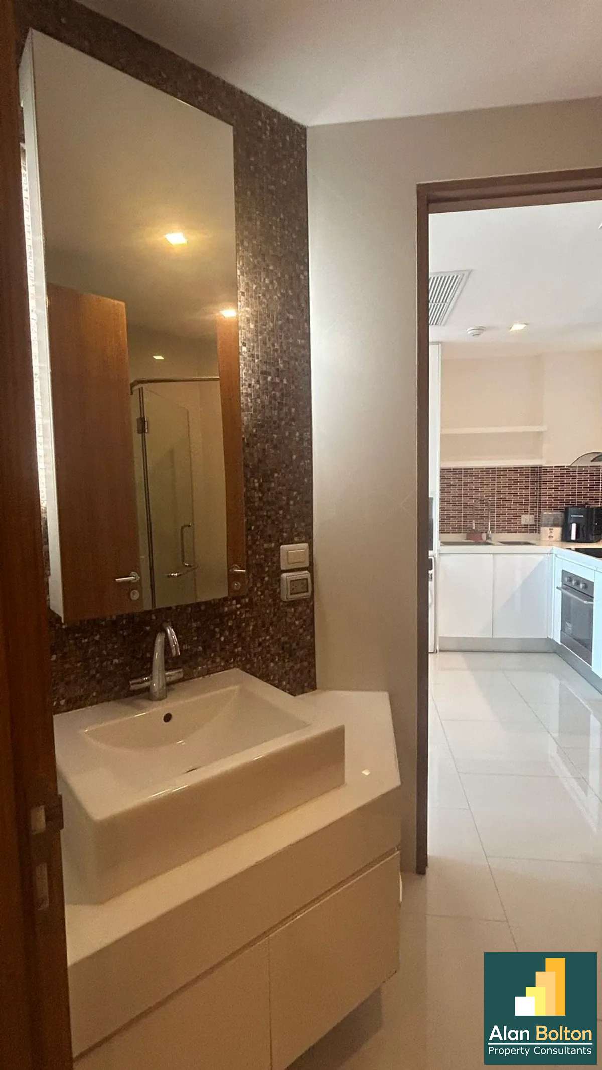 2 Bed 2 Bath in Wong Amat CS4672 photo 23