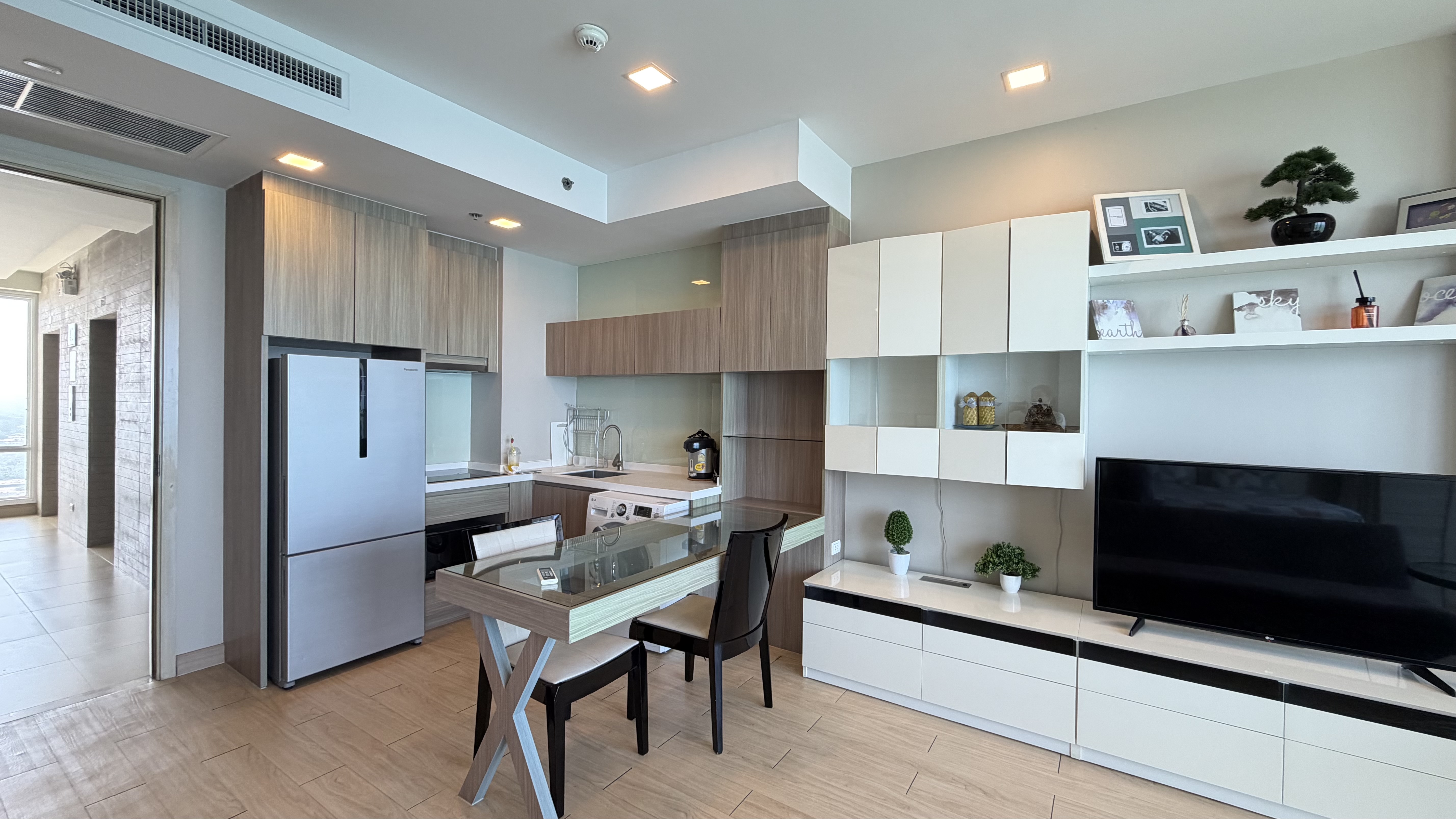 Sea View Condo for rent in Jomtien photo 13