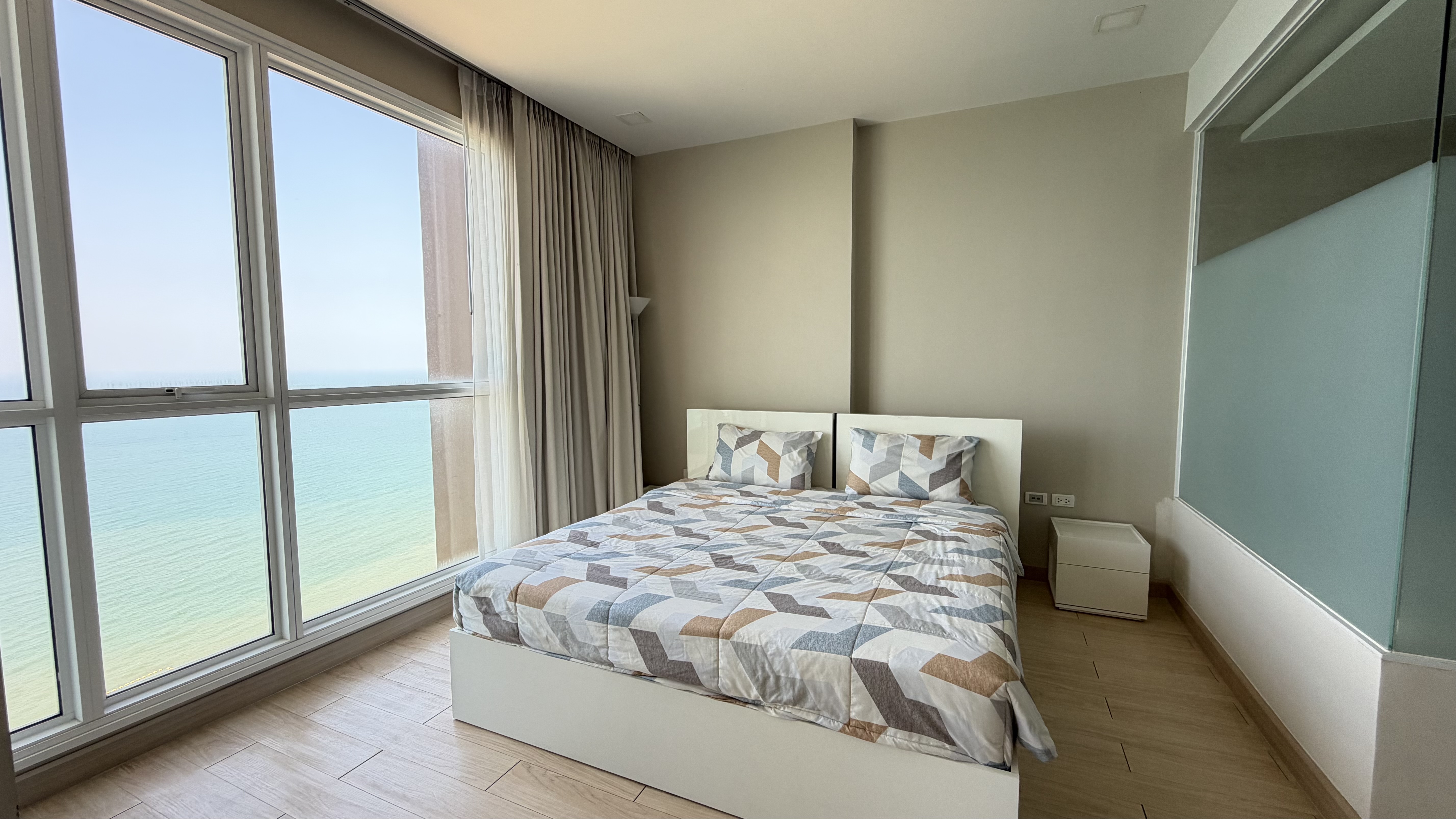 Sea View Condo for rent in Jomtien photo 18
